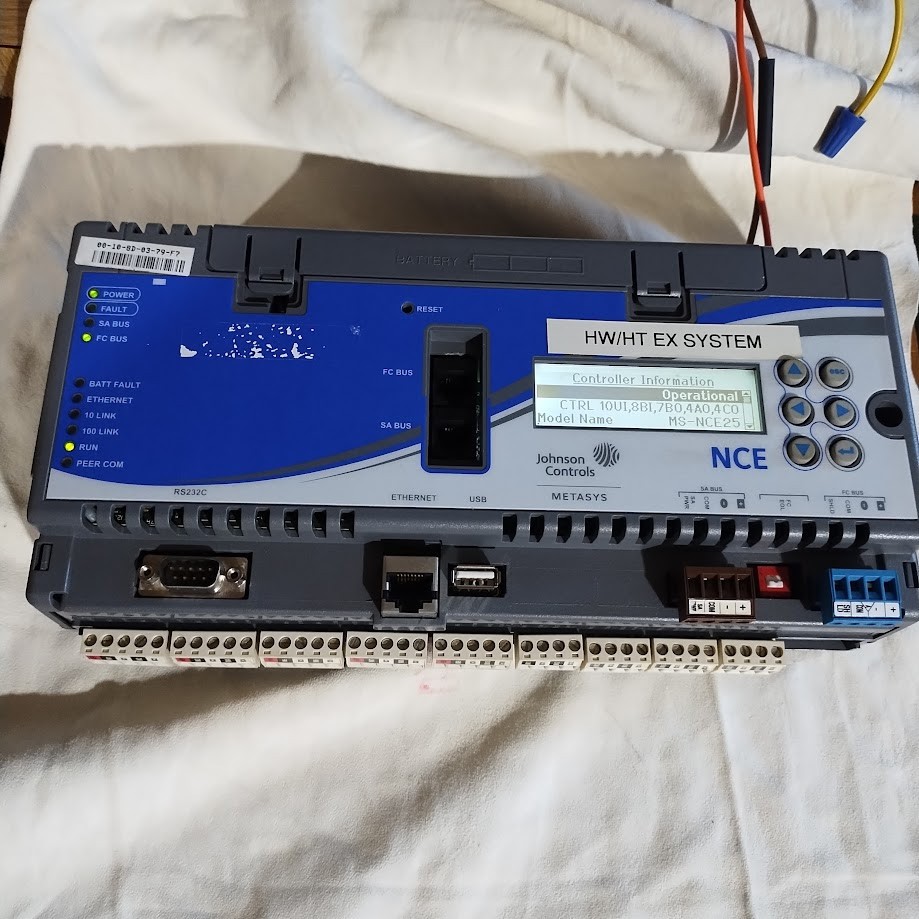 Johnson Metasys MS-NCE2566-0 Used. Powers up, Has Battery, Intermittant Fault