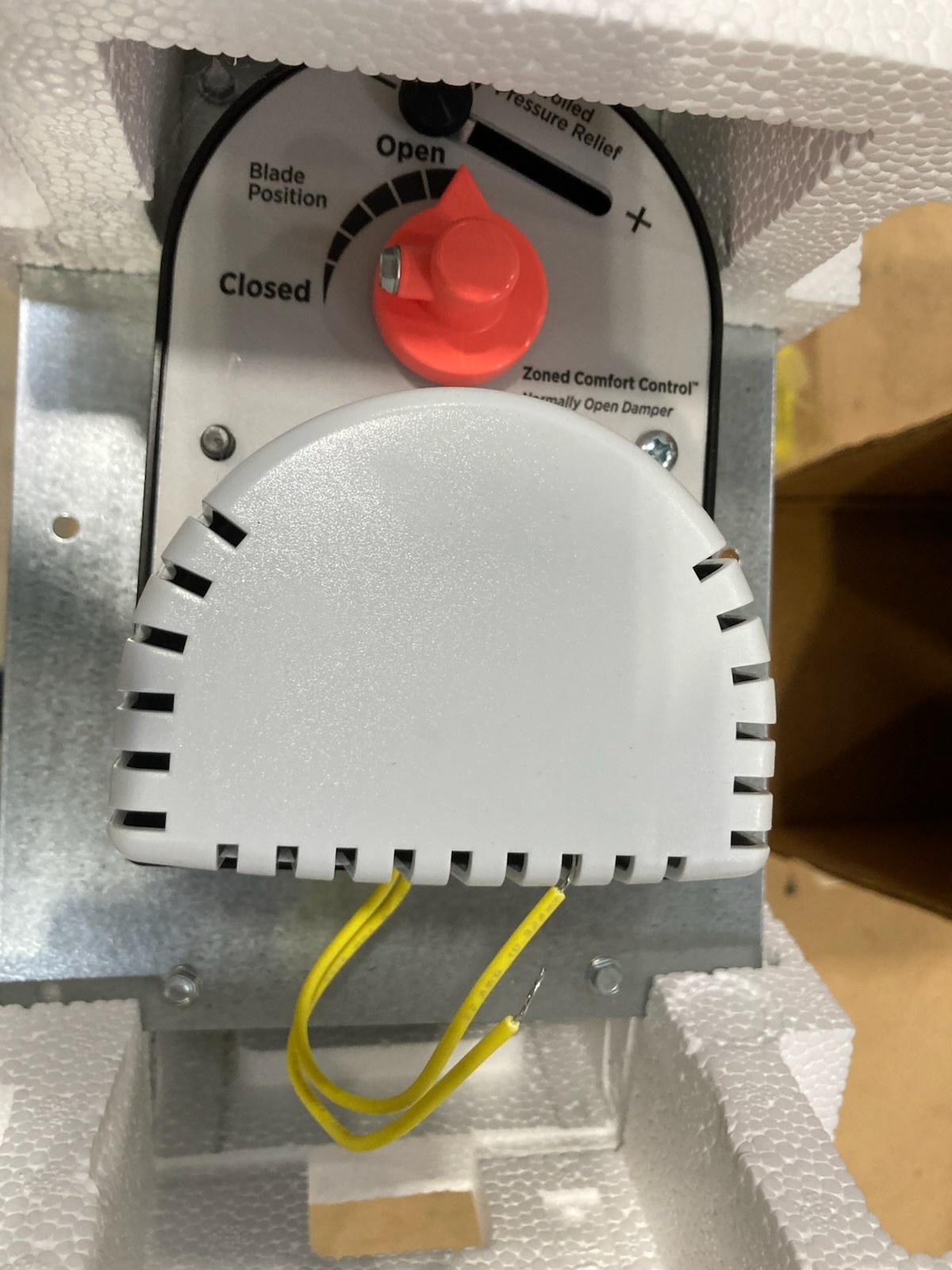 Trane Zone Comfort Control Damper & Actuator CNT06430 Normally Open 24V New