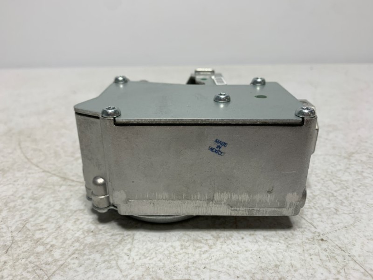 Emerson VAL09030 Manifold Gas Valve 24V 1/2″ NPT 2-Stage
