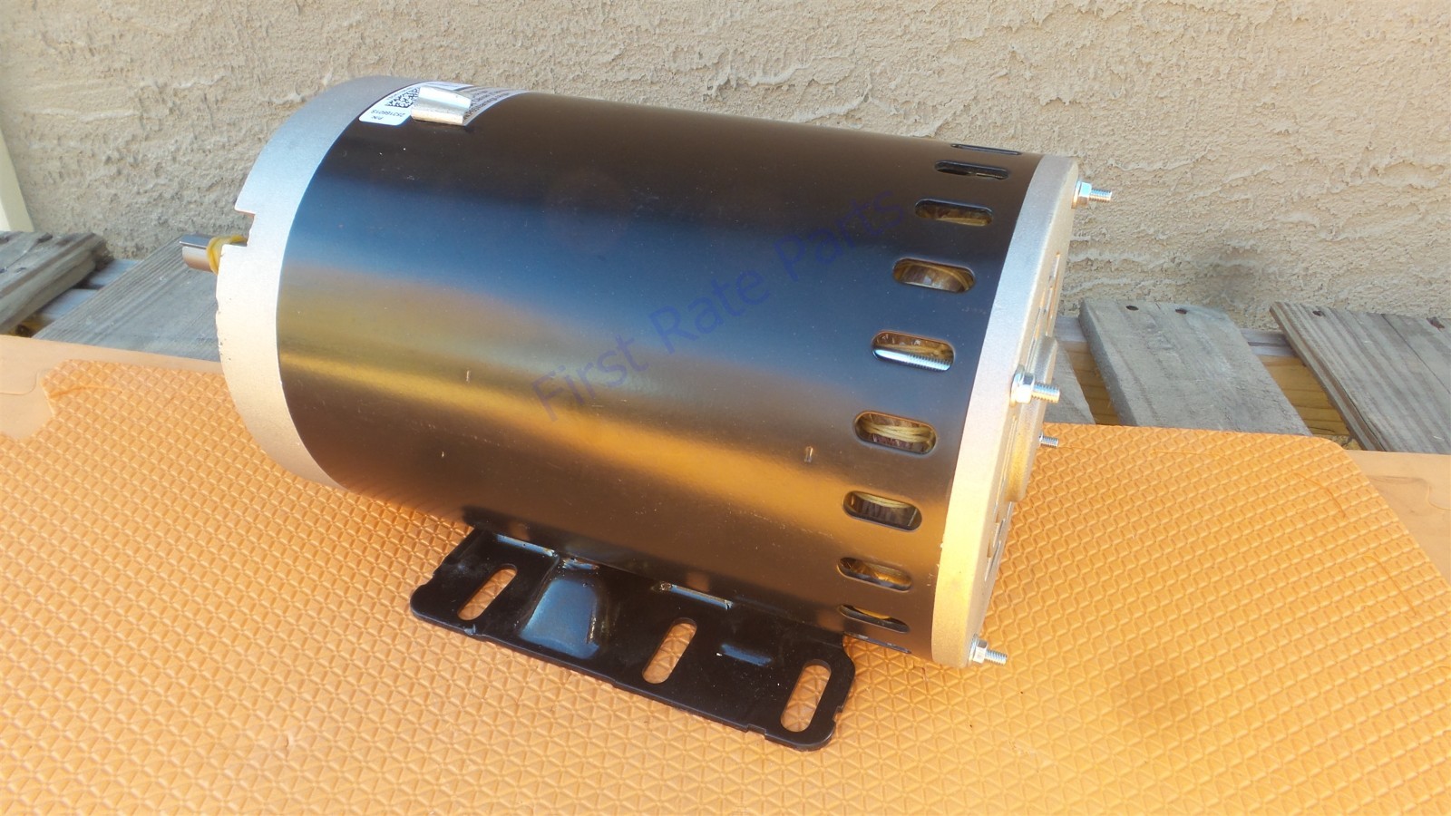 Heatcraft 25316601S Motor 25316601 1-1/2 HP Refrigeration Bohn YSDK1100-8S 1.5HP