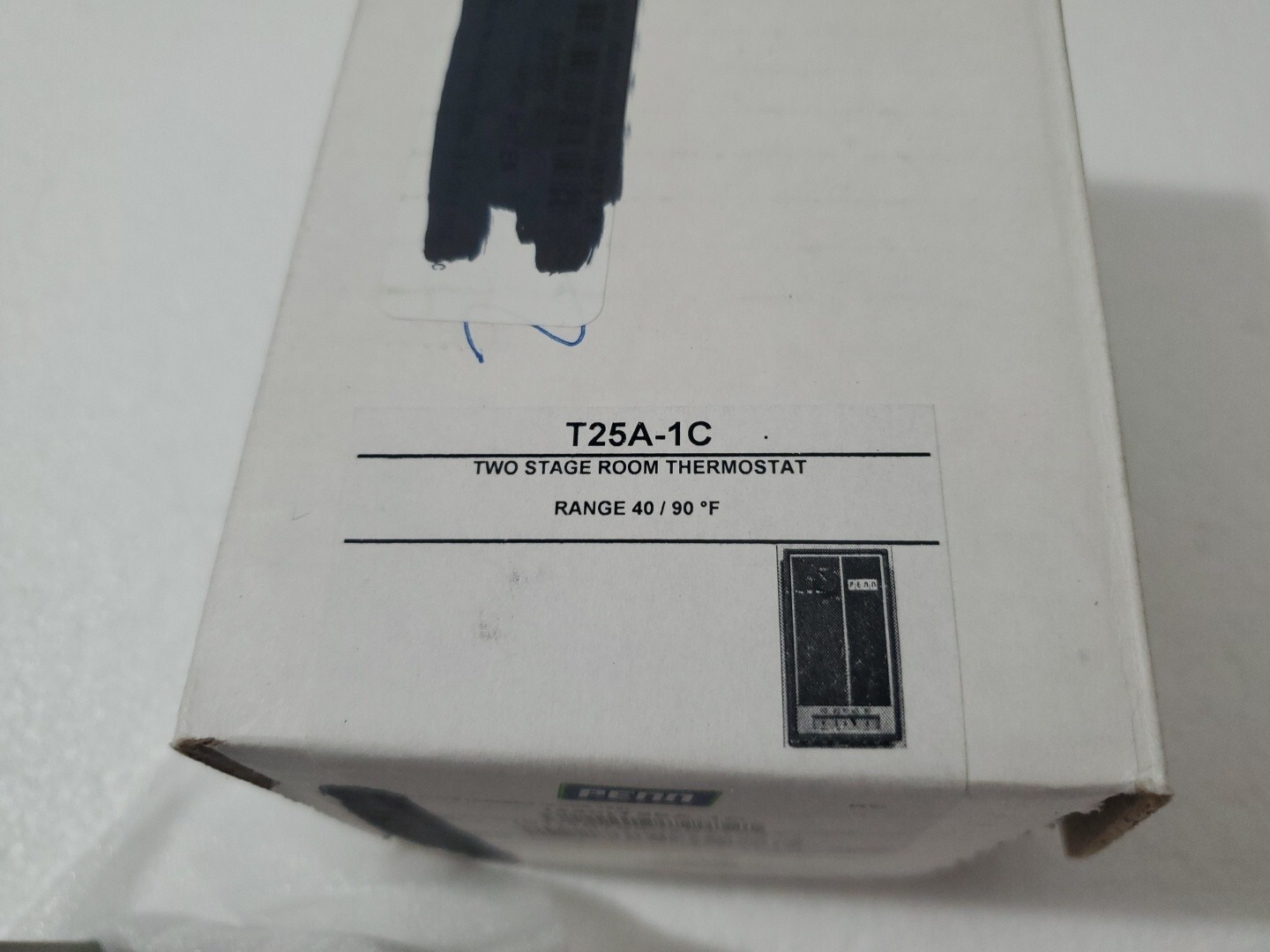 Johnson Controls/PENN T25A-1C Two Stage Room Thermostat NEW IN BOX – USA SELLER