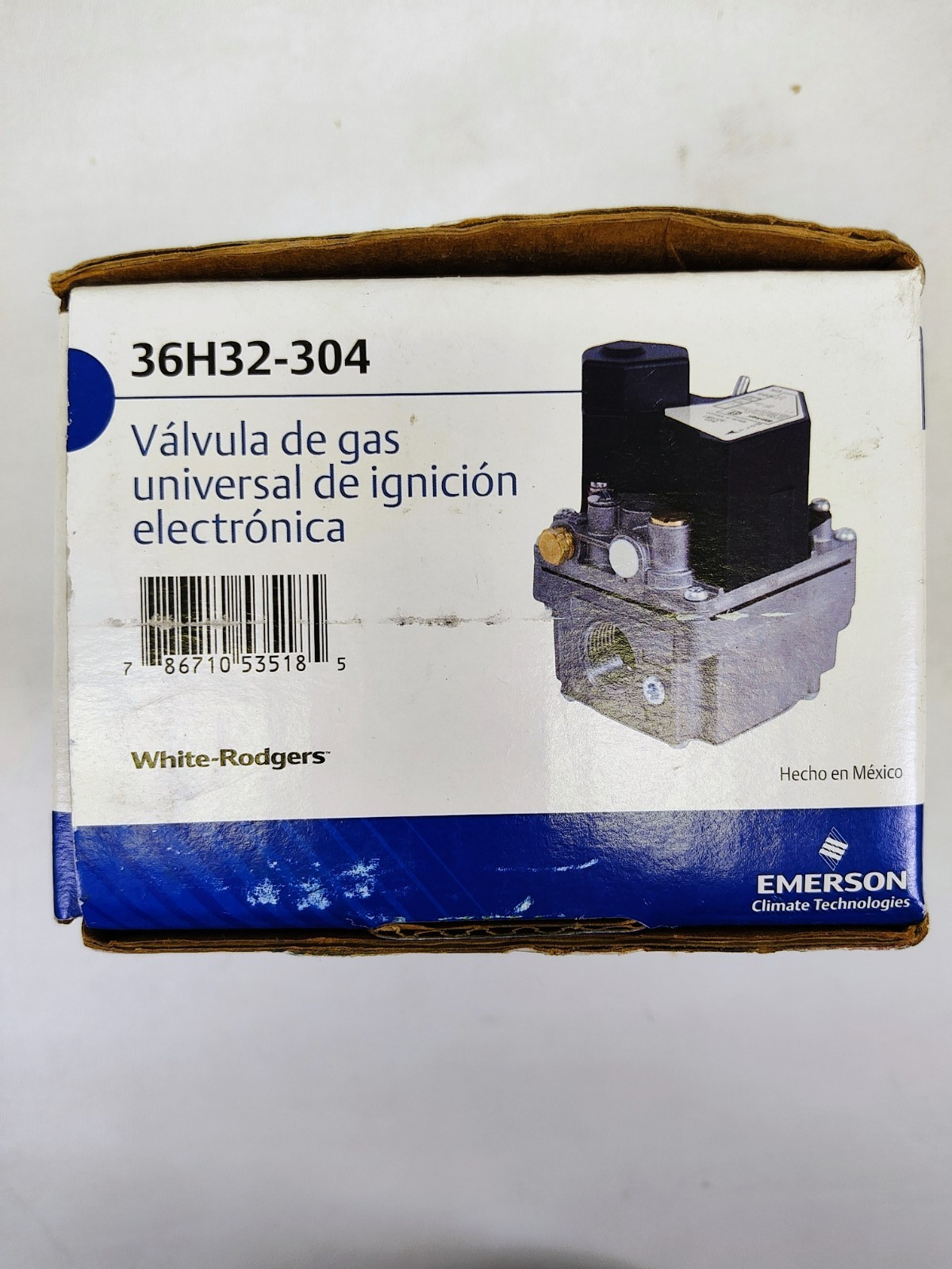 White-Rodgers Model 36H32-304 GAS VALVE UNUSED IN A WORN BOX