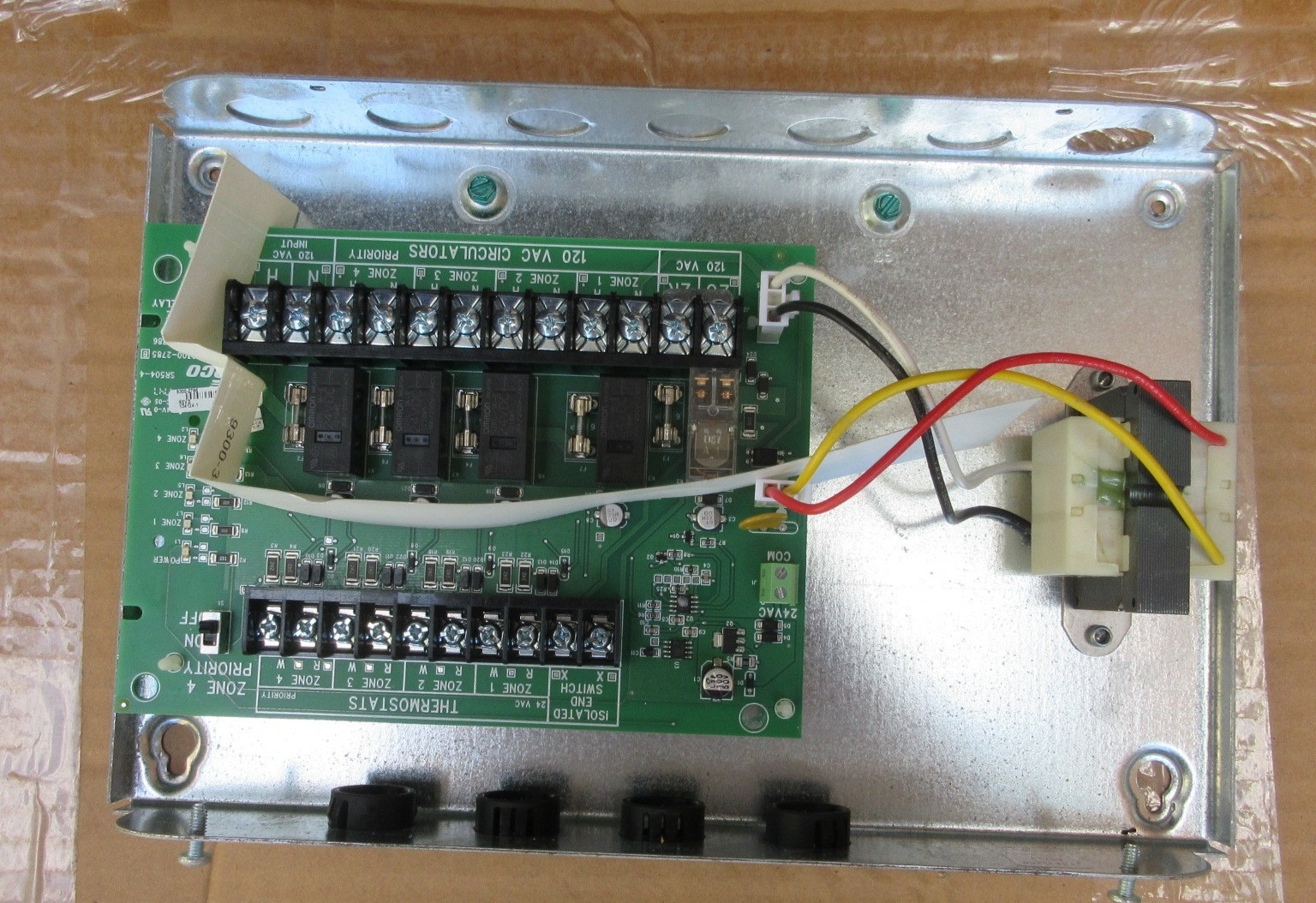 Taco SR504 Comfort Solutions 4-Zone Switching Relay Green