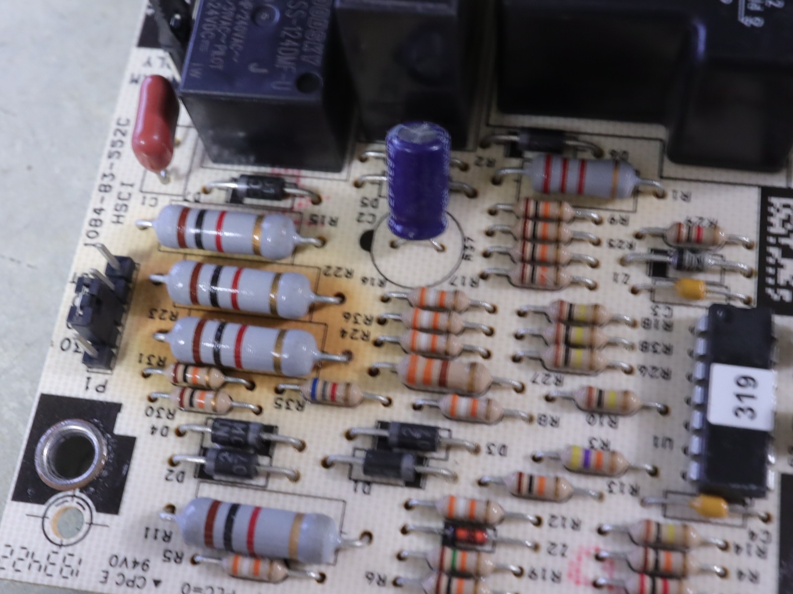 Goodman PCBDM133 Heat Pump Defrost Control Board 1084-552