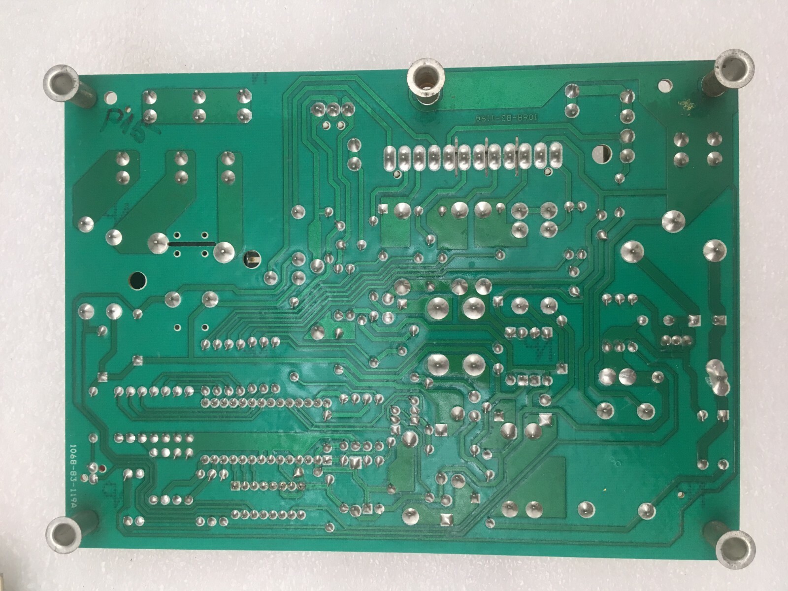 Carrier Bryant LH33WP003A Furnace Control Board 1068-11 used #P15