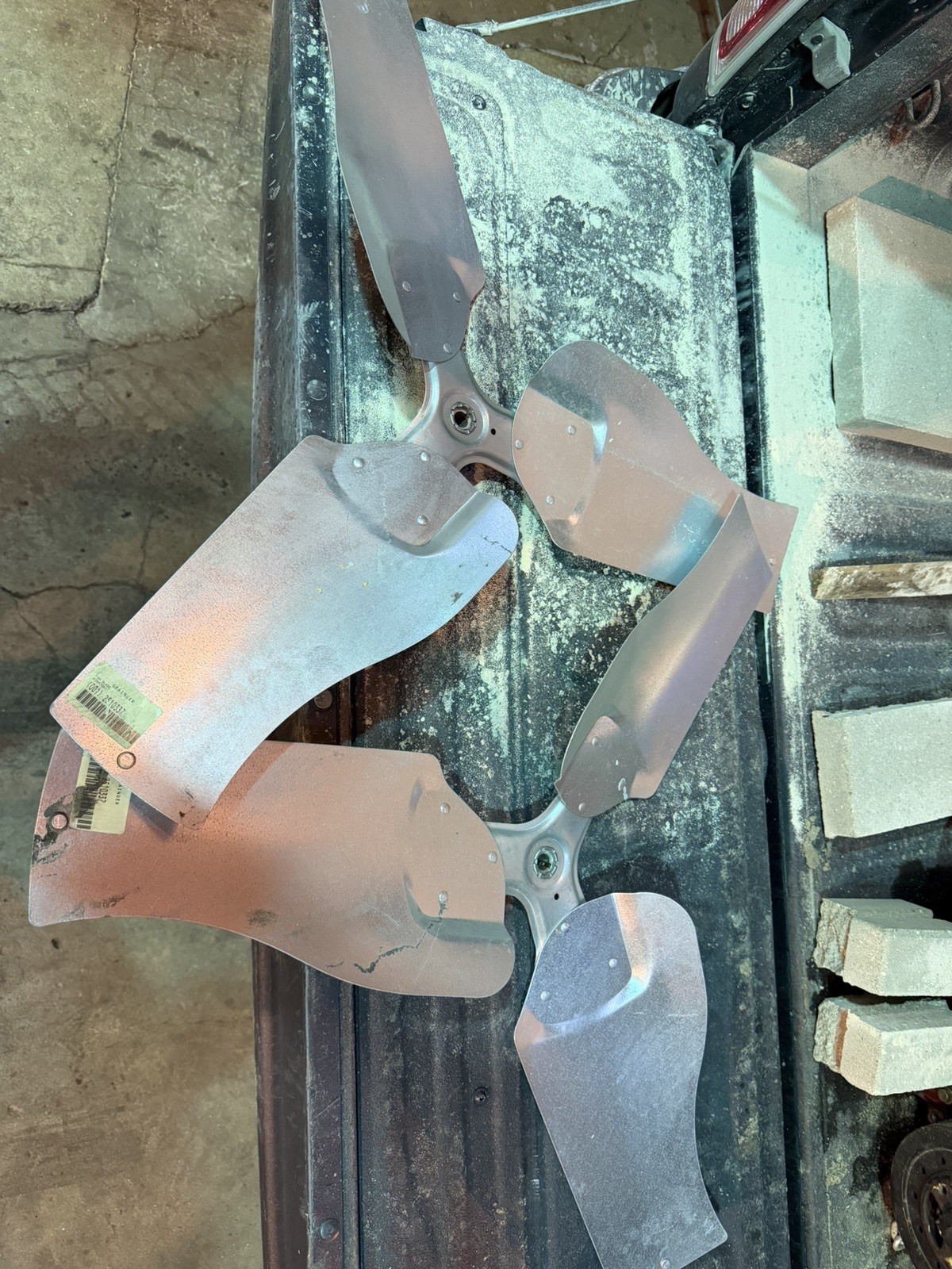 36″ Fan Blade Propeller, Galvanized, Cw, 1/2 Hp. (Possibly Dayton 9001481)