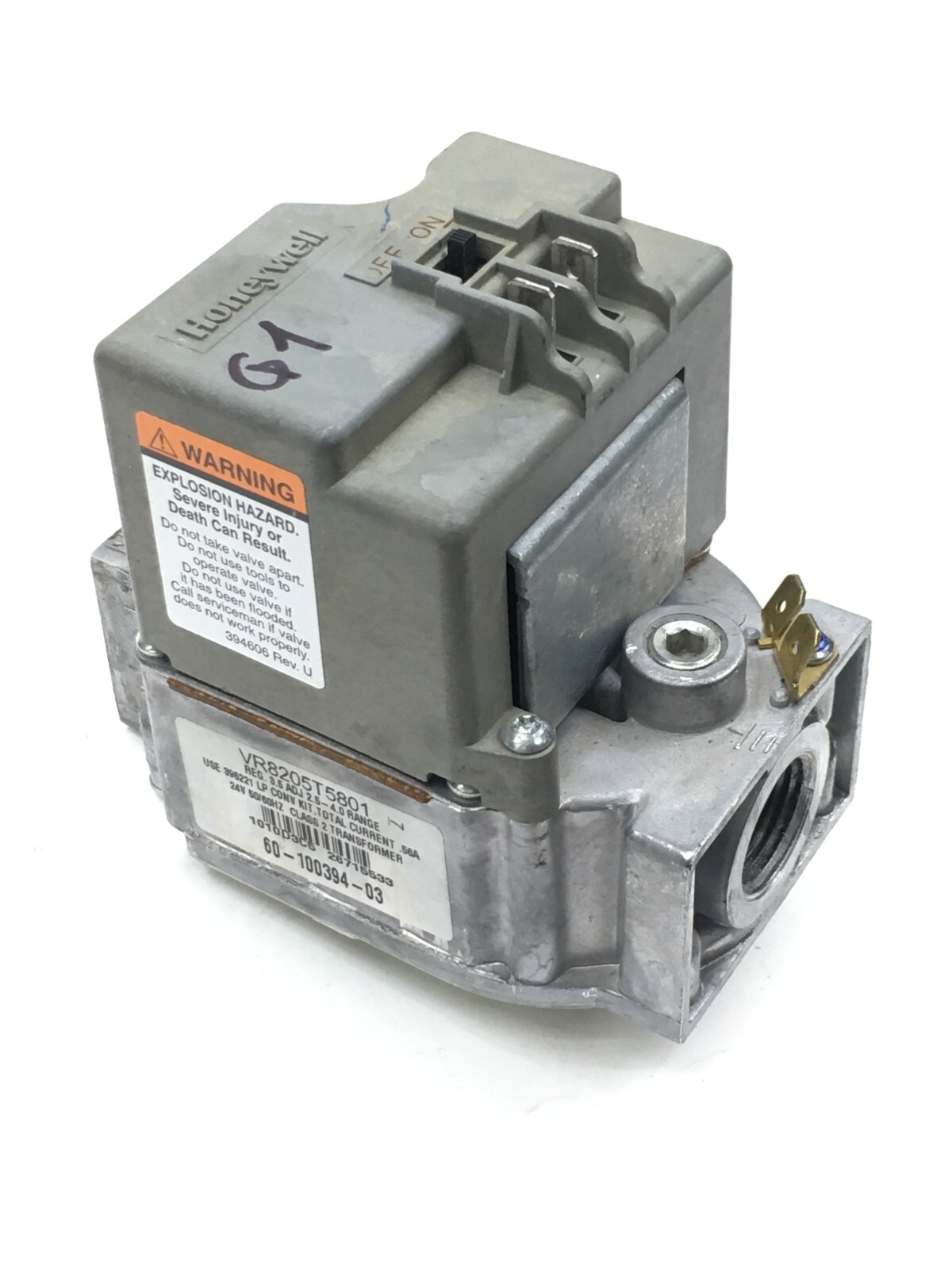 Honeywell VR8205T5801 Furnace Gas Valve 60-100394-03 in and out 1/2″ used #G1
