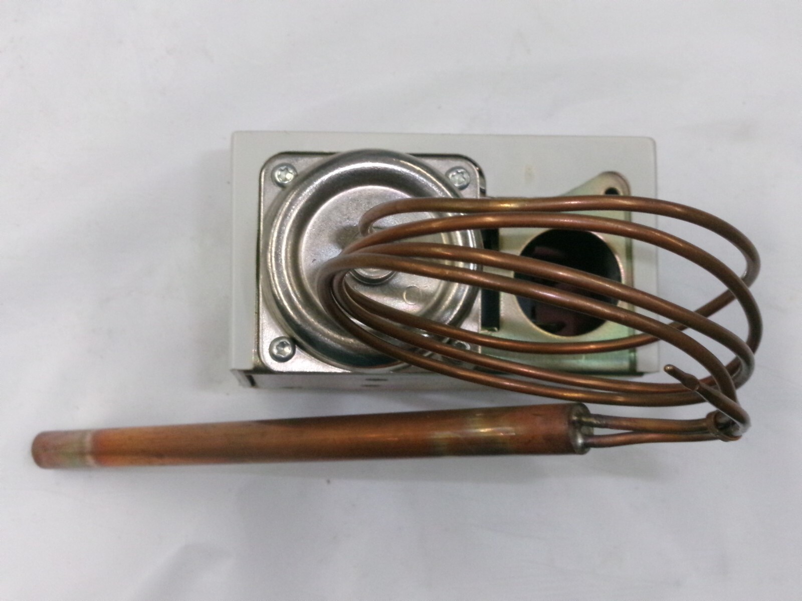 O16-601-ROBE ROBERTSHAW CNTRL TEMP MED 22.5-47.5� 36IN CAP