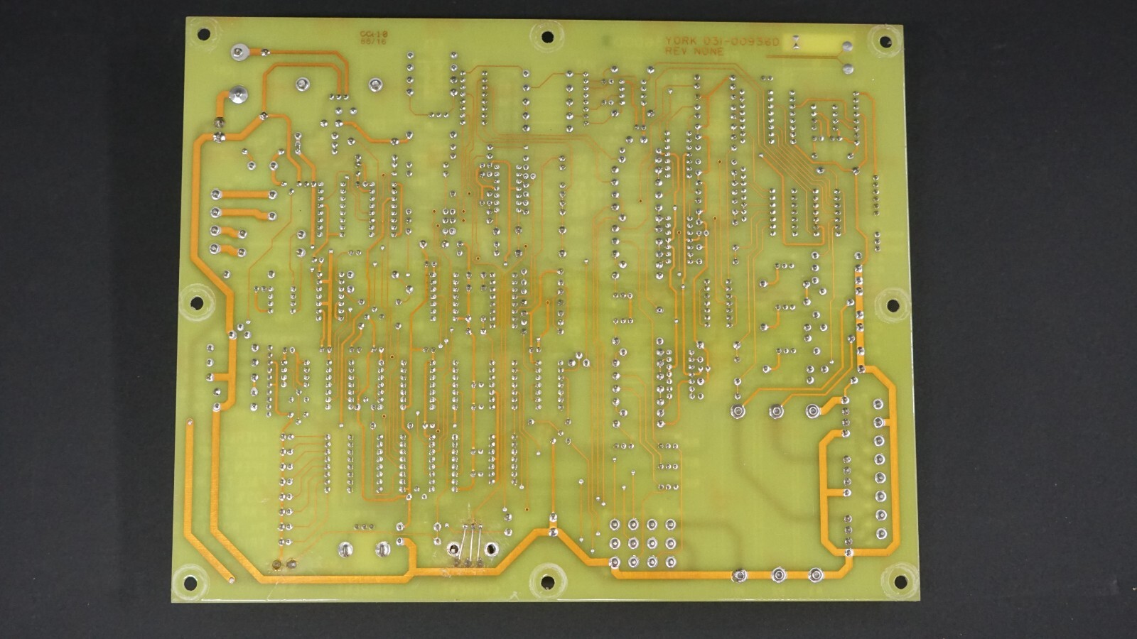 YORK 031-00936D003 Chiller Control Board