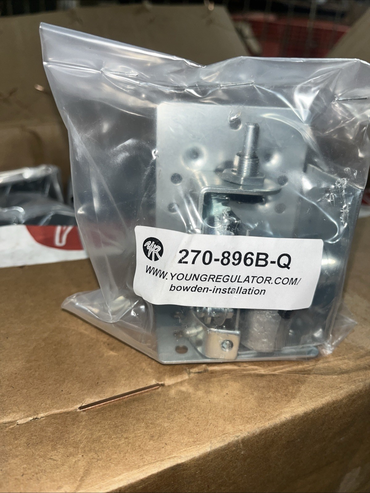 Young Regulator 270-896B-Q