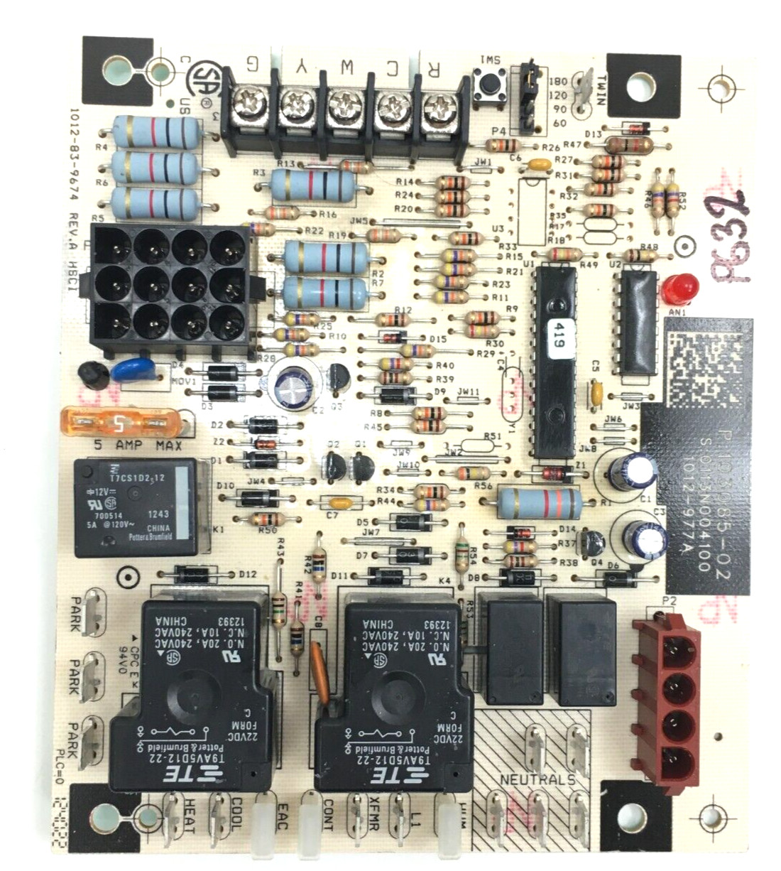 Lennox 103085-02 Furnace Control Circuit Board 1012-977A used #P632