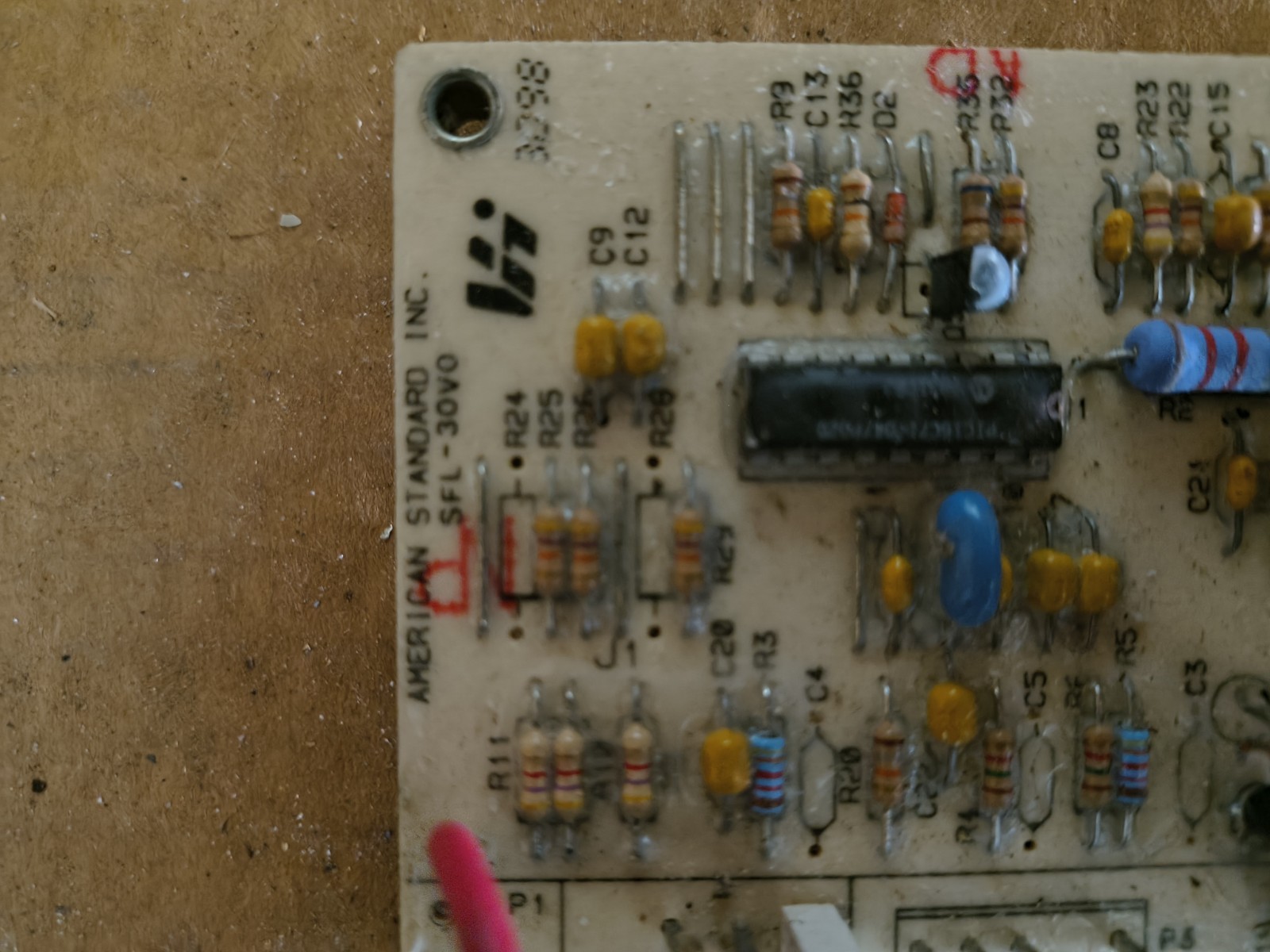 American Standard SFL-30V0 Circuit Board 21C140501G18 CNT1923 HVAC Control
