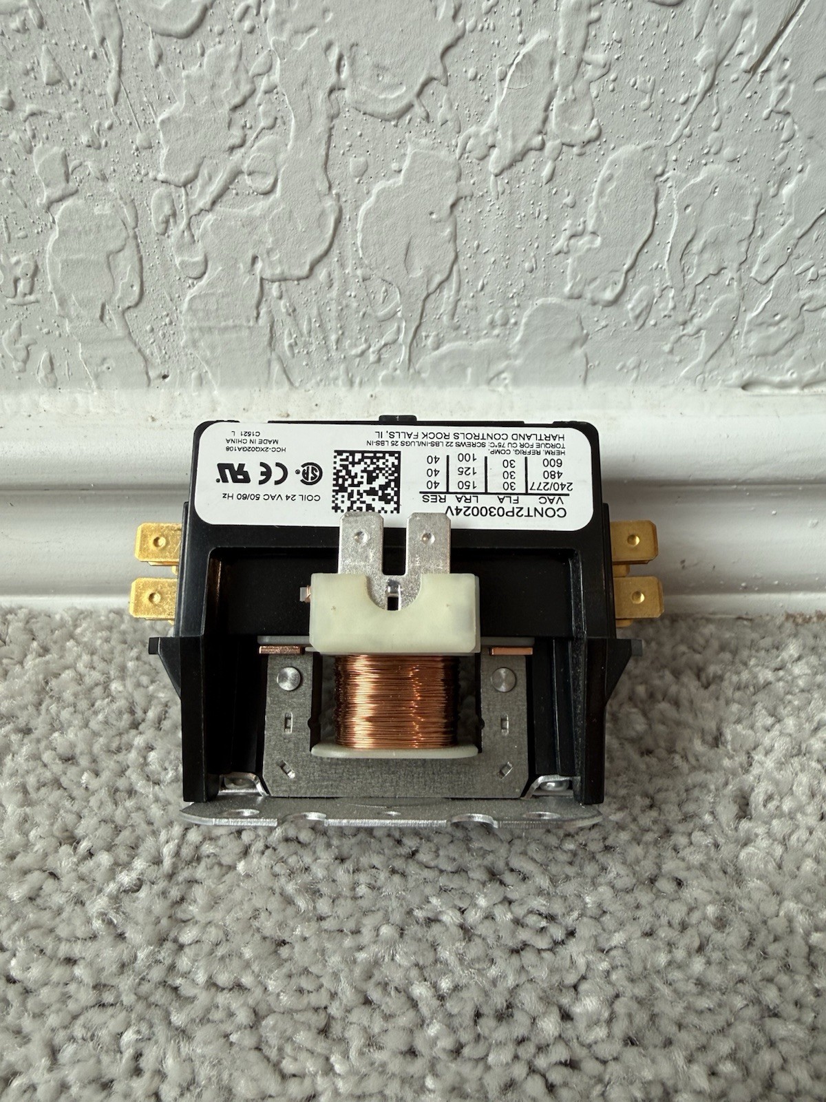 Hartland Controls Definite Purpose Contactor CONT2P030024V – New Open Box