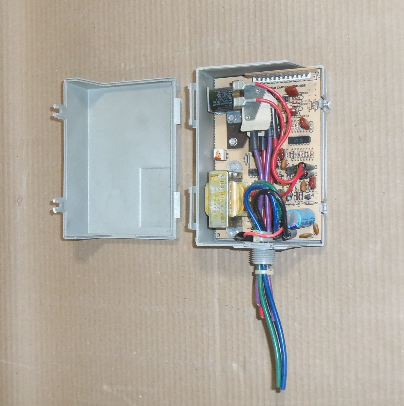 SCIENTIFIC ATLANTA RCU 1245 REMOTE CONTROL UNIT 223543-A 549-8206G RCU-1245
