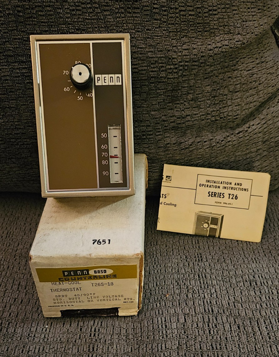 New T26S-18 Johnson Controls Penn Wall Thermostat in orig. box with Instructions
