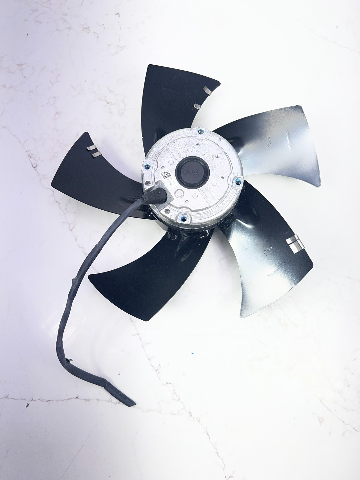 New EBM-Papst A2D300-AP02-72 S Series AC Axial Fan, 230V AC / 400V AC 2580 RPM