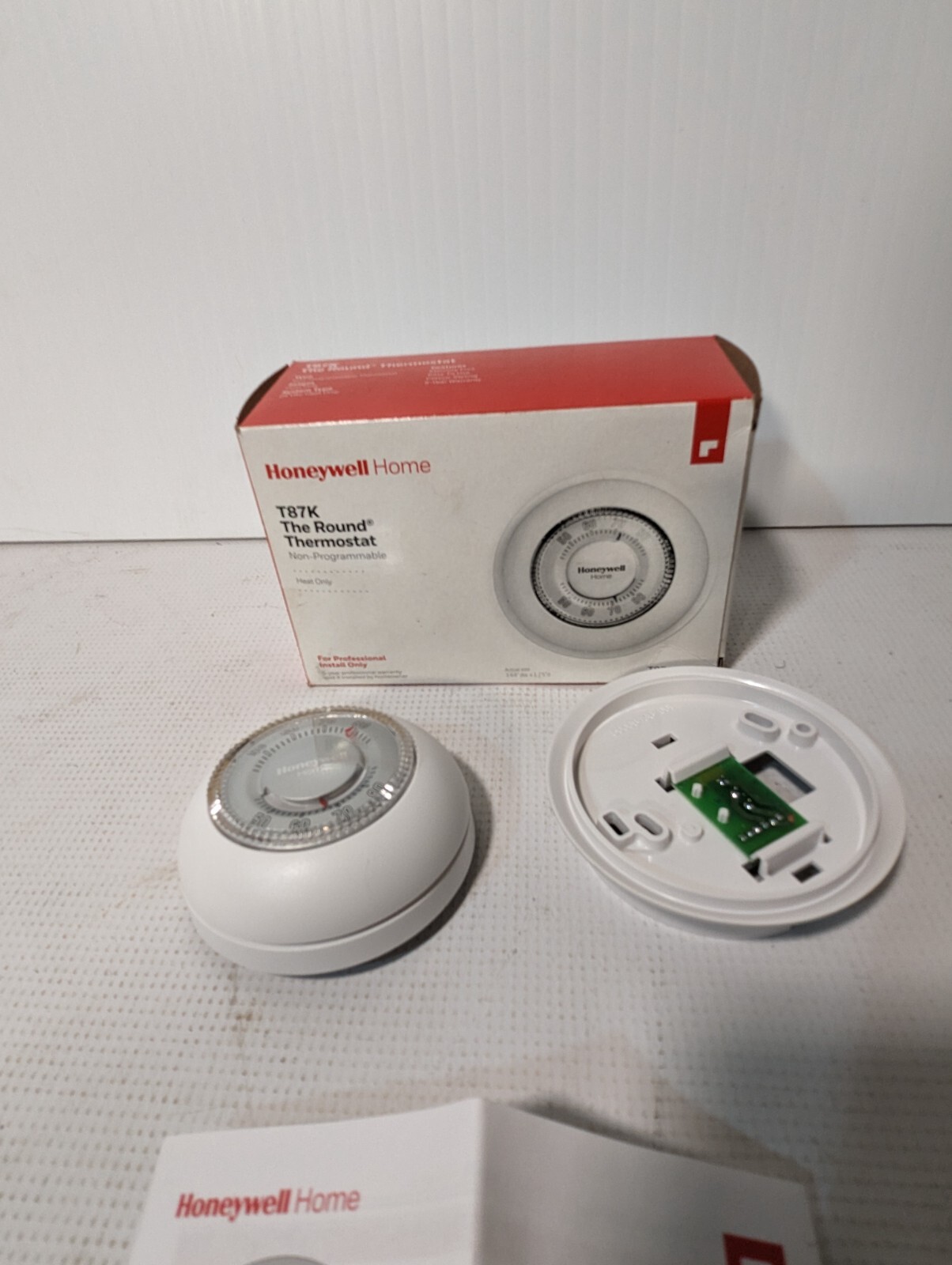 Honeywell T87/T87K 24V Round Non-Programmable Thermostat