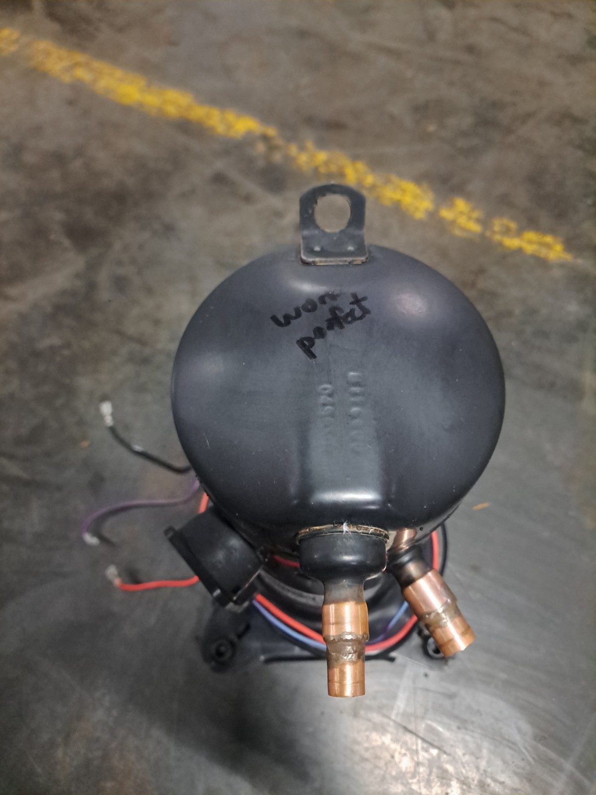 Copeland 2.5 Ton Scroll Compressor ZP31K5E-PFV-130 R410A 220V 1 PH used (L: T10)