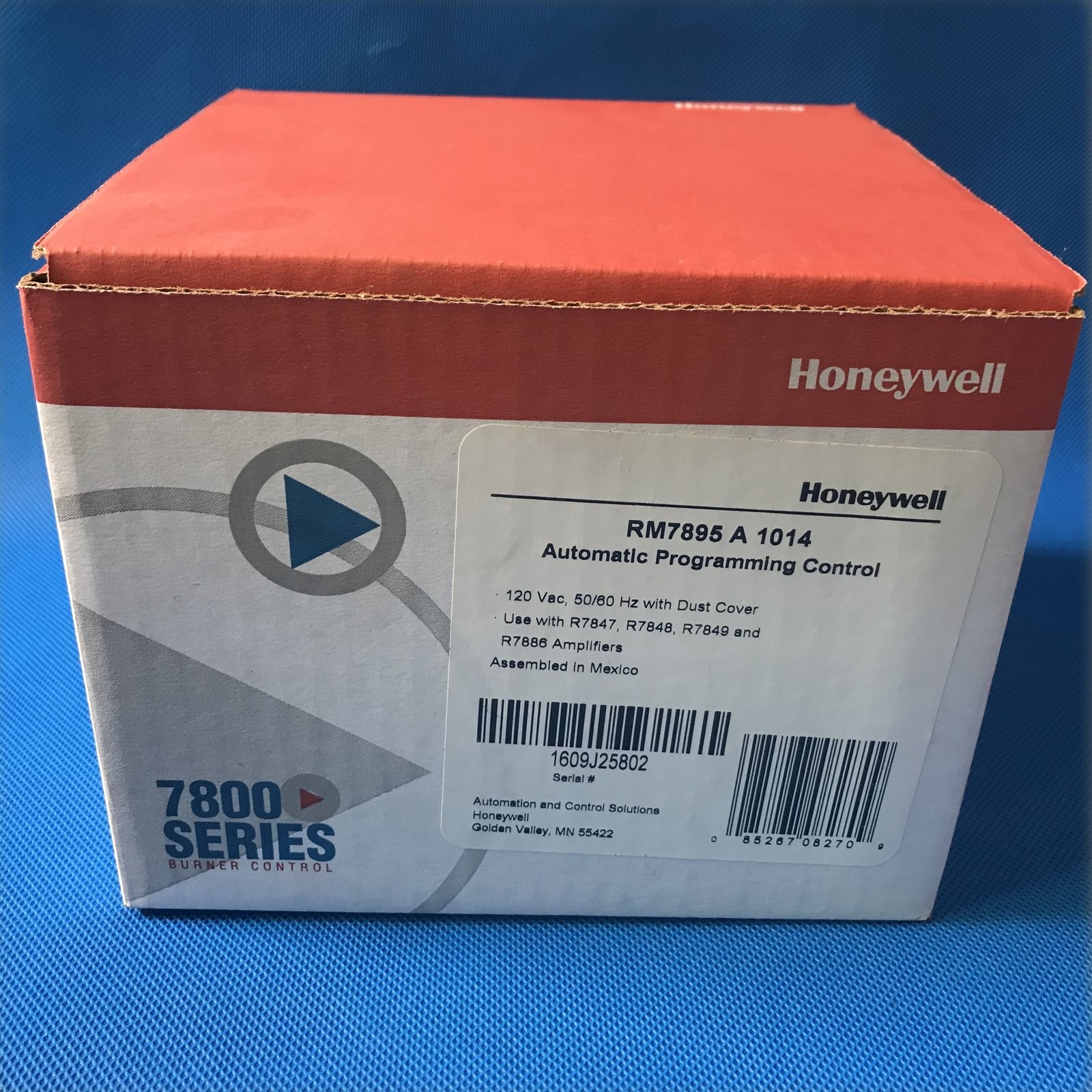 NEW IN BOX Honeywell RM7895A1014 Primary Control Burner Control FREE SHIIPING