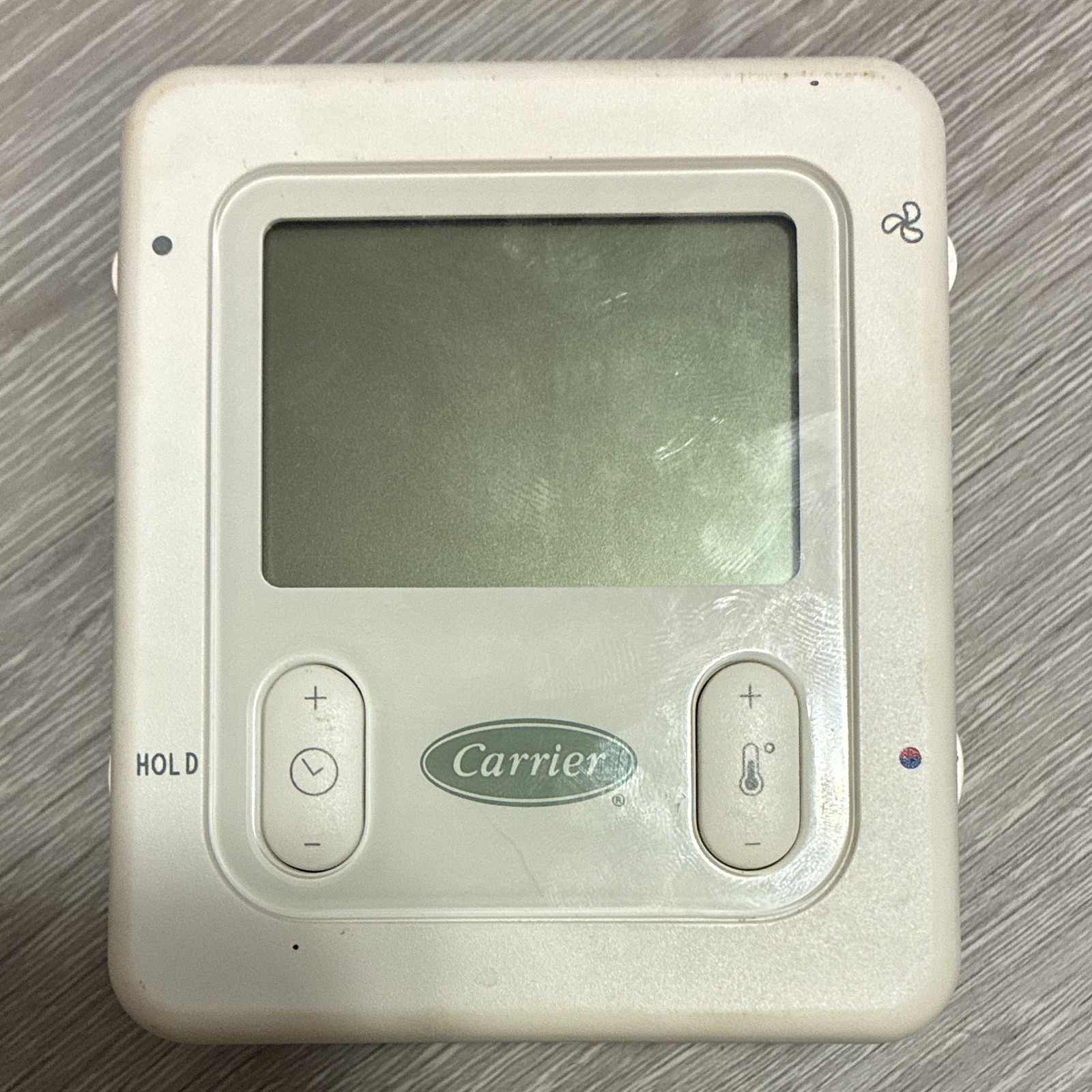 Carrier SYSTXCCSMS01 Non-Programmable Digital Thermostat White w/ Mounting Plate