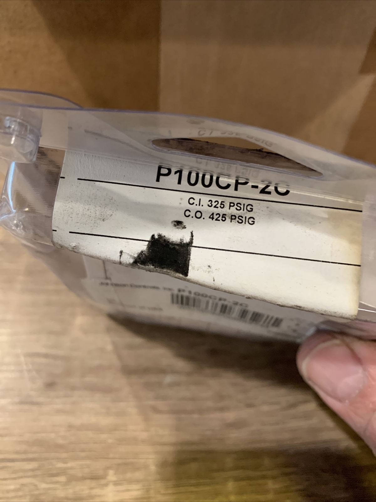Johnson Controls P100CP-2C PRESSURE CONTROL C.I. 325 / C.O. 425 PSIG