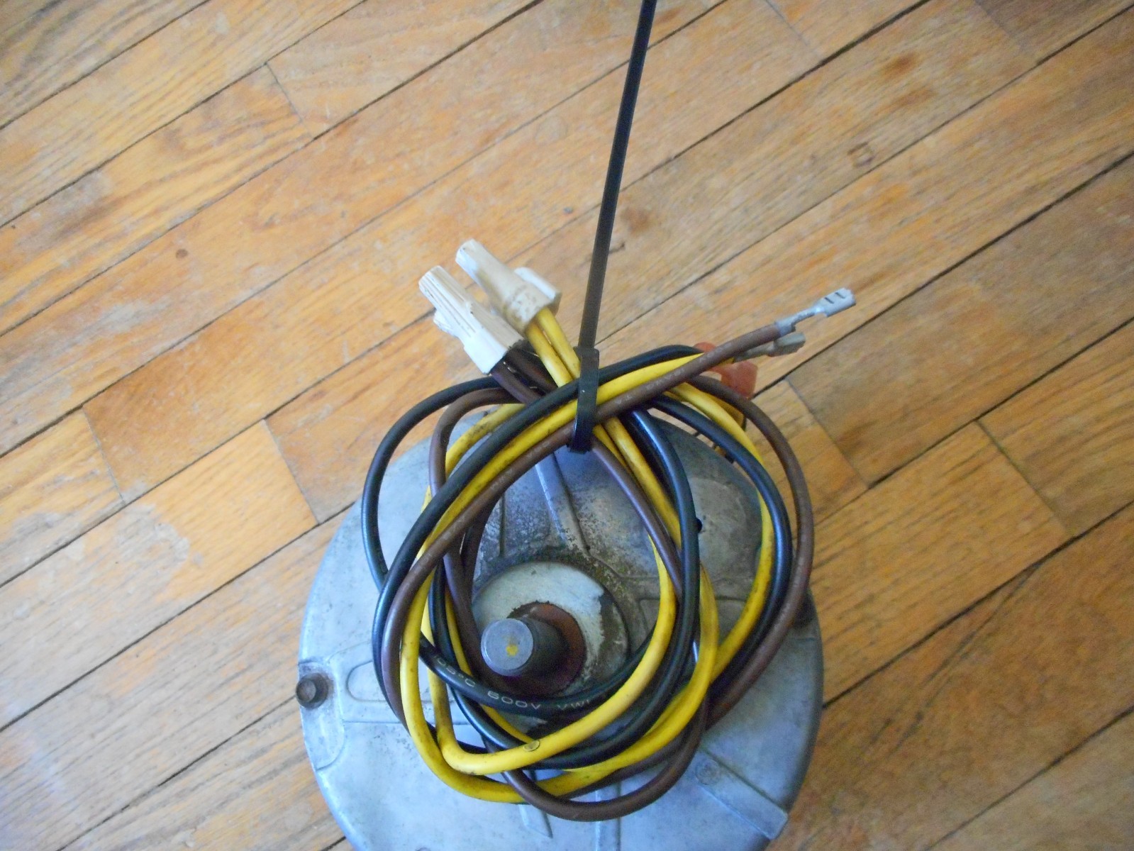 GE 5KCP39GFS166S Carrier HC37GE210A Condenser Fan Motor 1/5 HP 230V