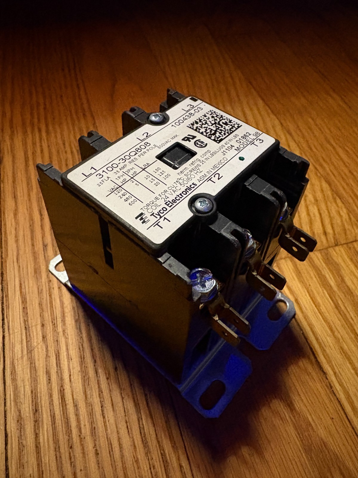 Lot of 4 Tyco 3100-30Q808 Contactors 35A 3 Pole 24VAC 100438-03