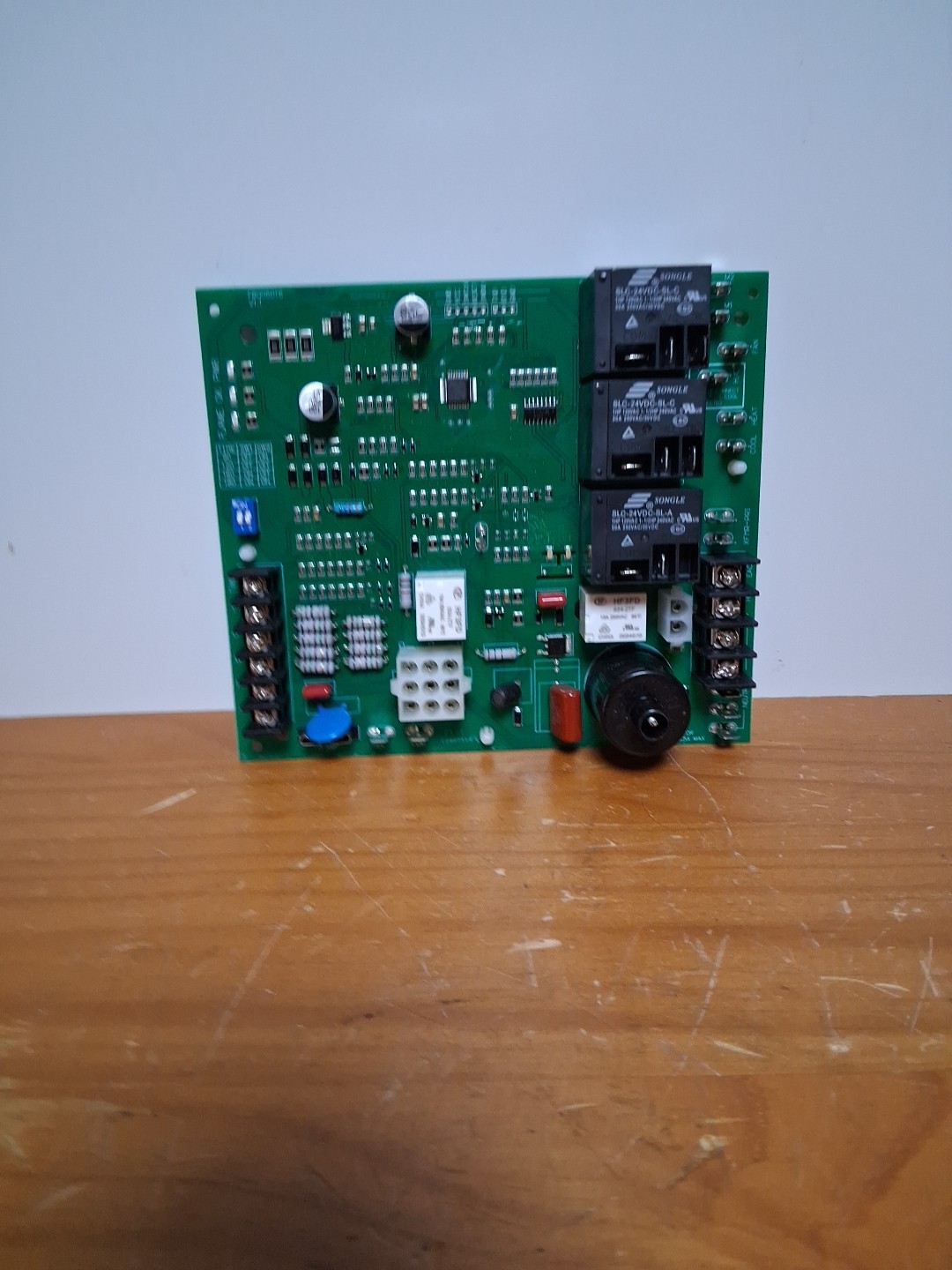 ICM292 Gas Furnace Control Board Rheem Ruud 62-24140-04 / 62-24140-02 / 62-24140