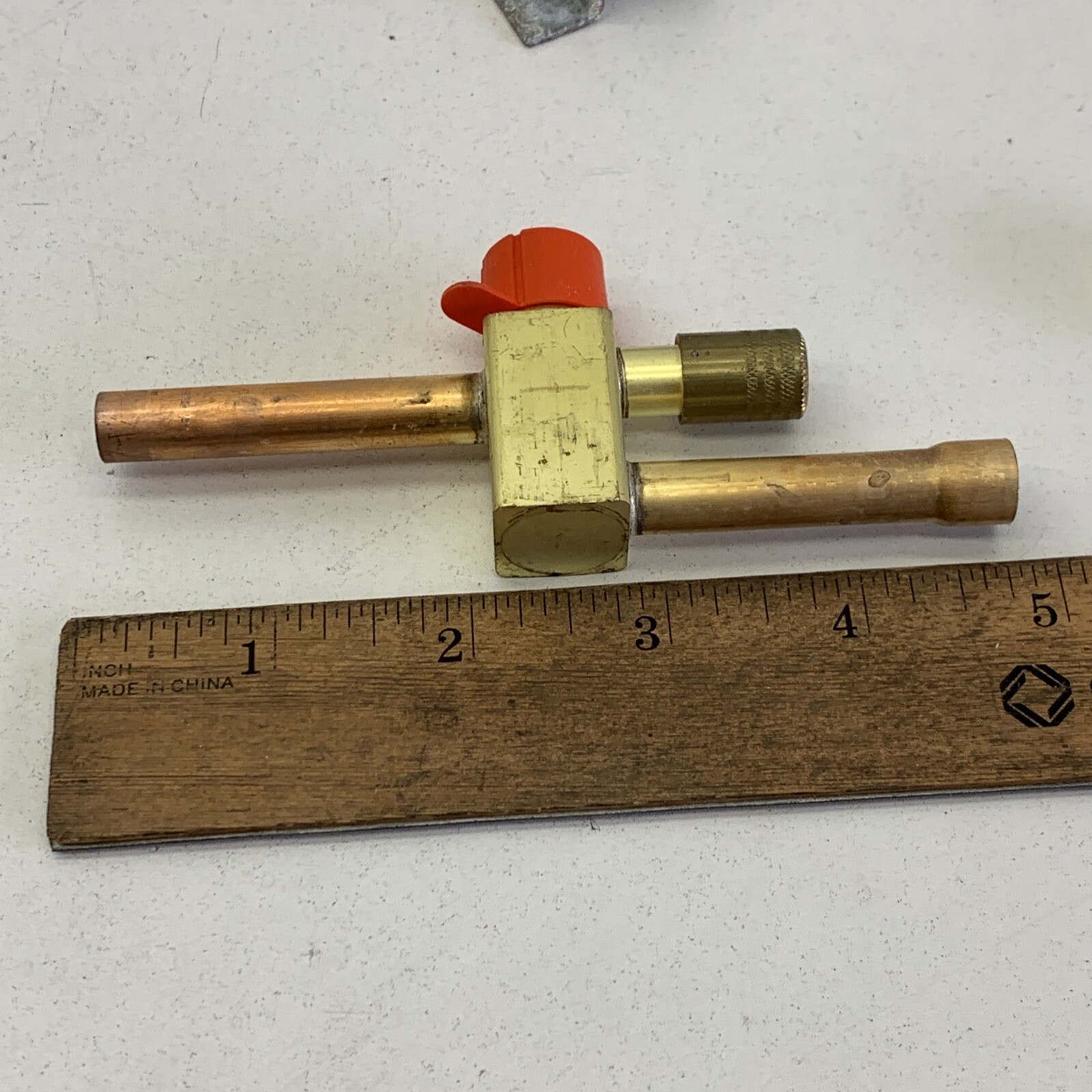 Universal 61-21368-11 Condenser Service Valve Kit Aeroquip 3/8″ OD x 3/8″ OD