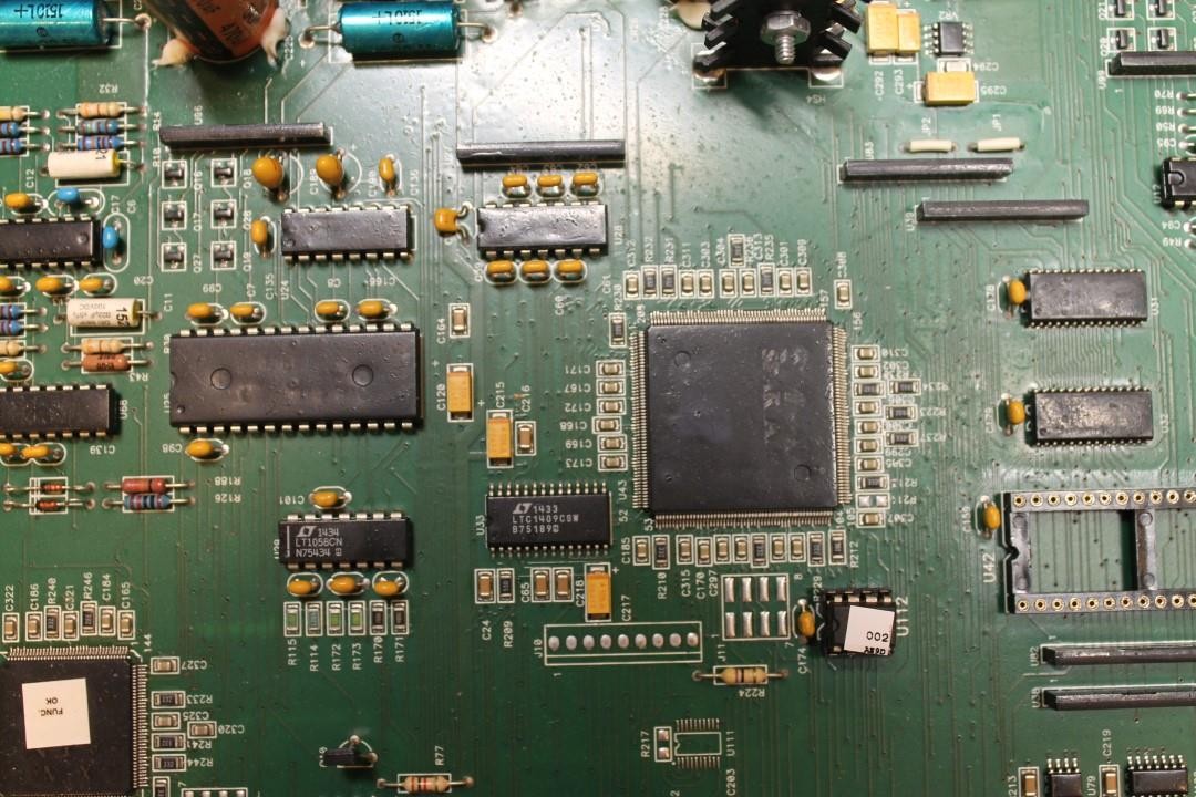 YORK 031-02932-034 Rev E Chiller Circuit Board ^
