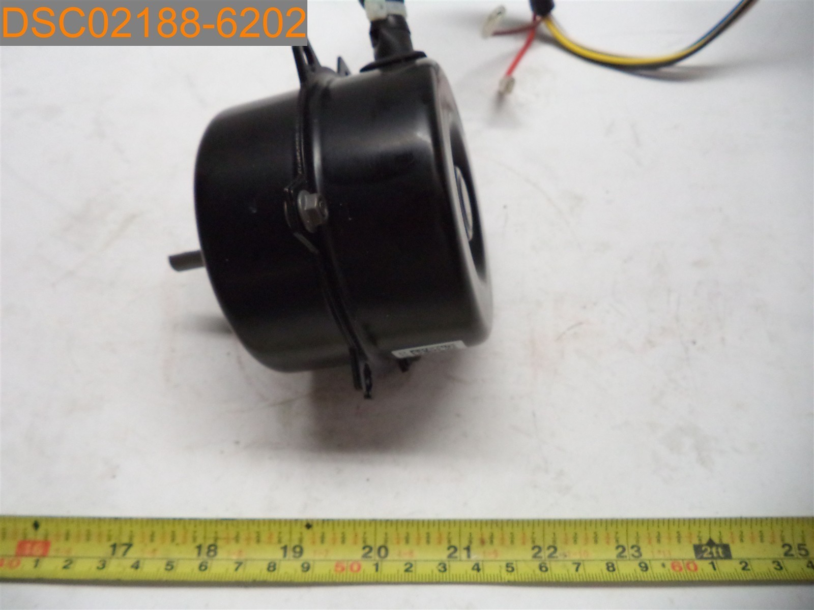 Broad Ocean A/C Fan Motor Y4L403B265L 115V 60Hz 18W .45A 1350 RPM, 810901265