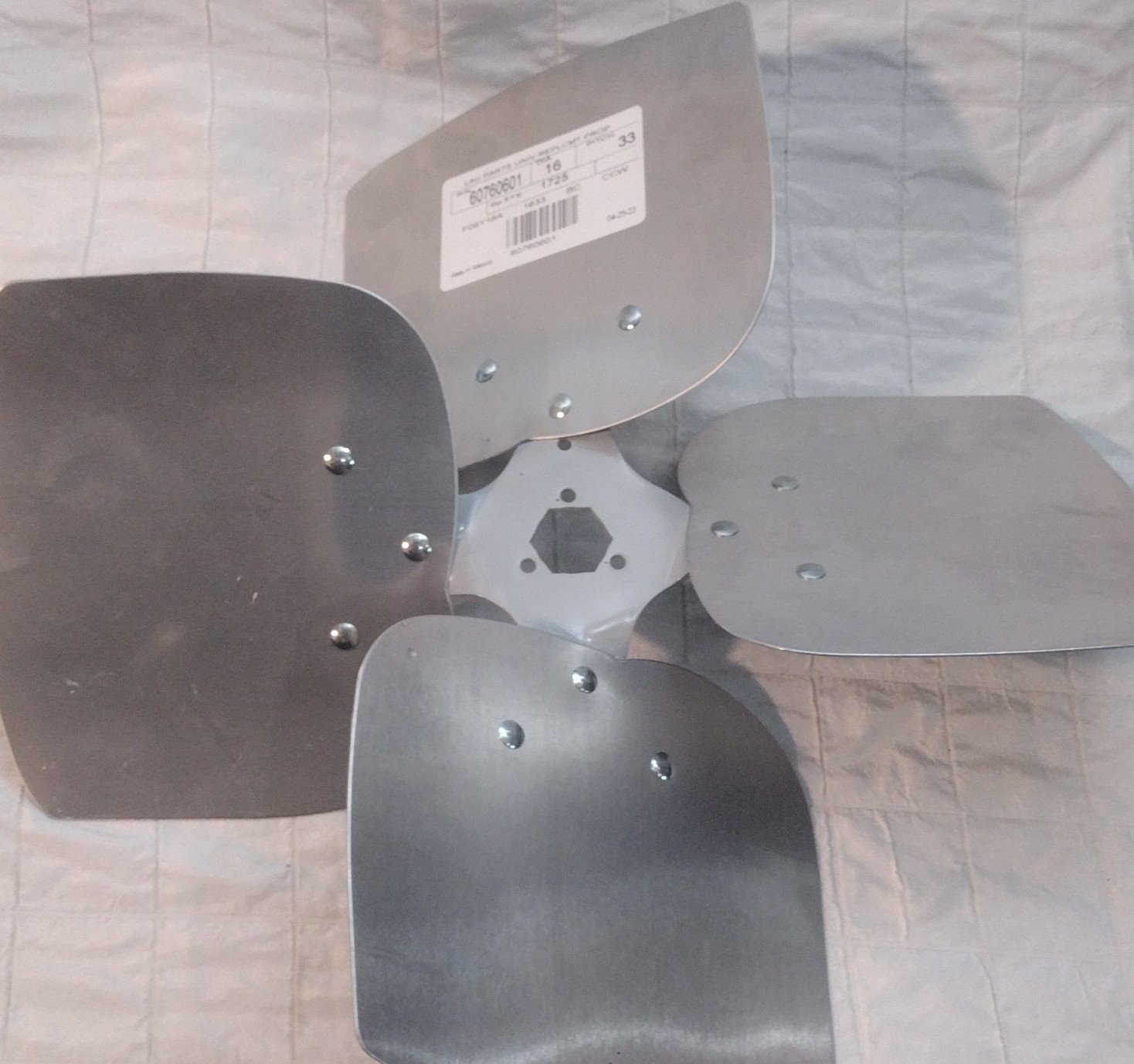 Lau 60760601 Replacement Fan Blade Propeller 16in 33 Pitch CCW Silver
