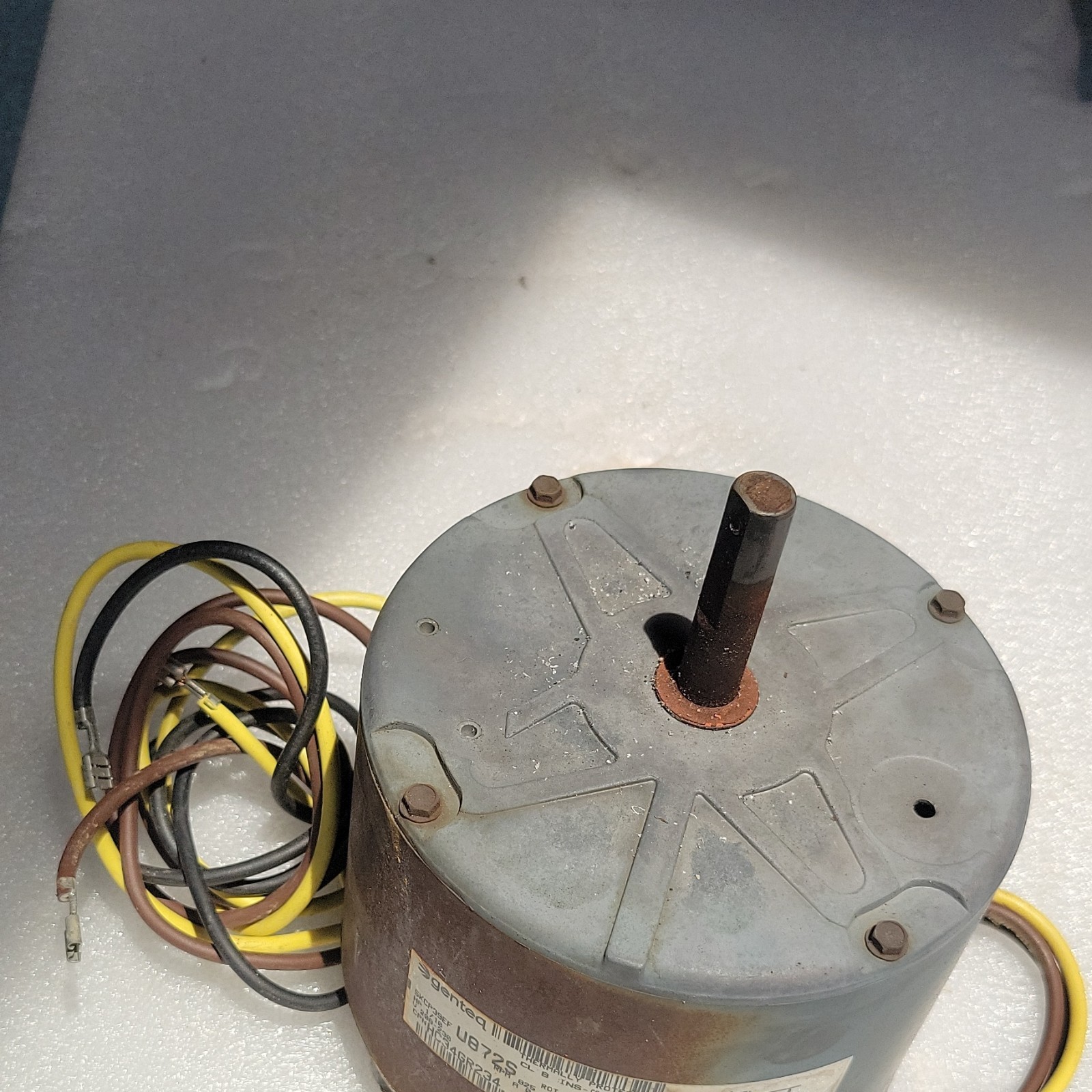 Genteq PSC HVAC Motor 5KCP39EFU872S HC34GR234 208-230V 0.70A TP