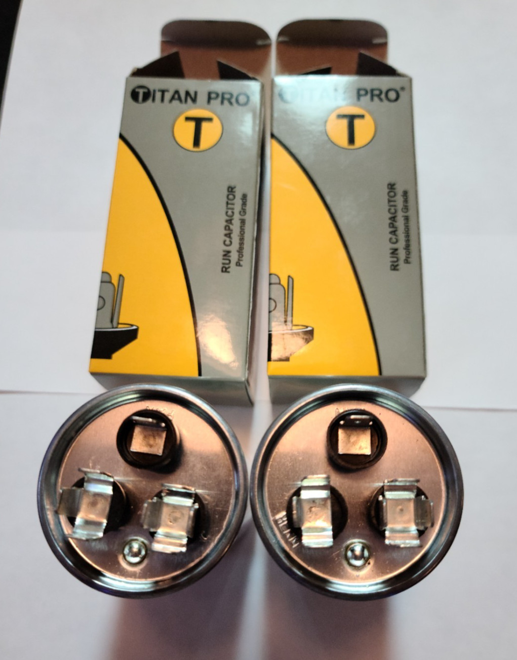 2X Titan Pro TRCFD355 HVAC Round Dual Motor Run Capacitor 35/5 MFD/UF440/370 V