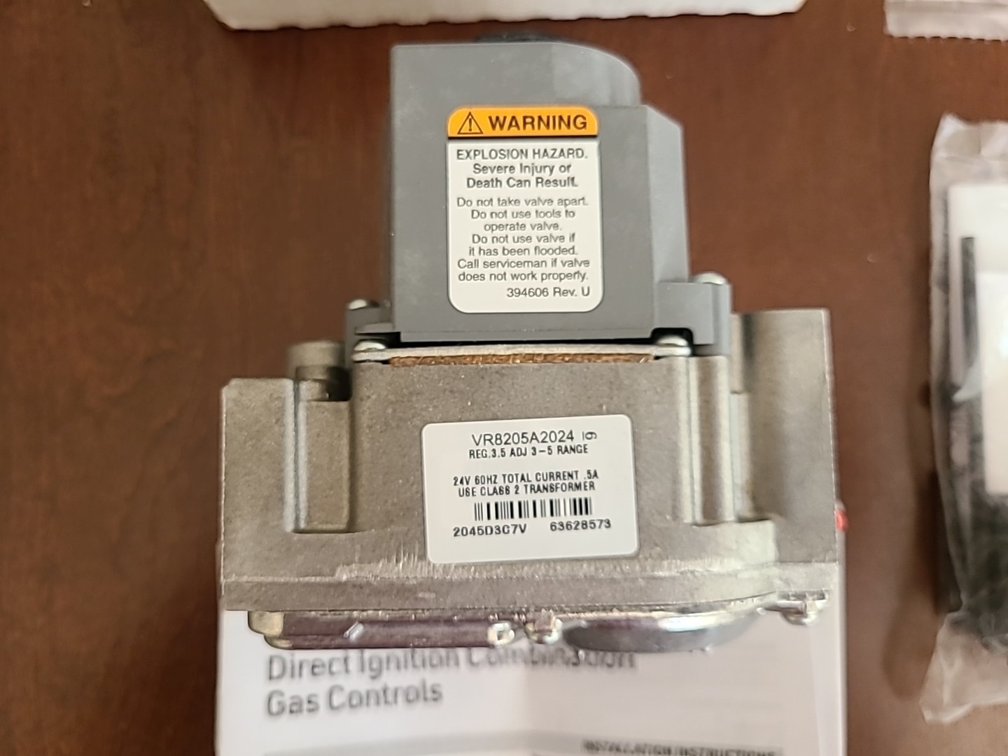 Resideo VR8205A2024 Direct Ignition Combination Gas Control