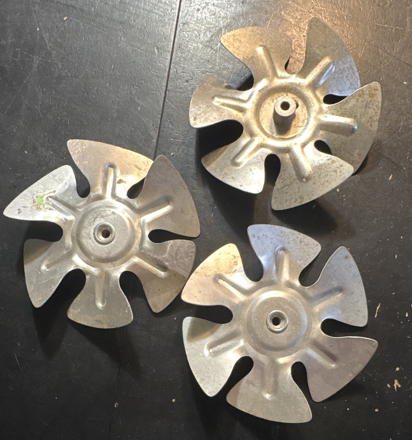 5.5-inch Aluminum HVAC/Condenser Fan Blades with a 1/4” bore (3) new