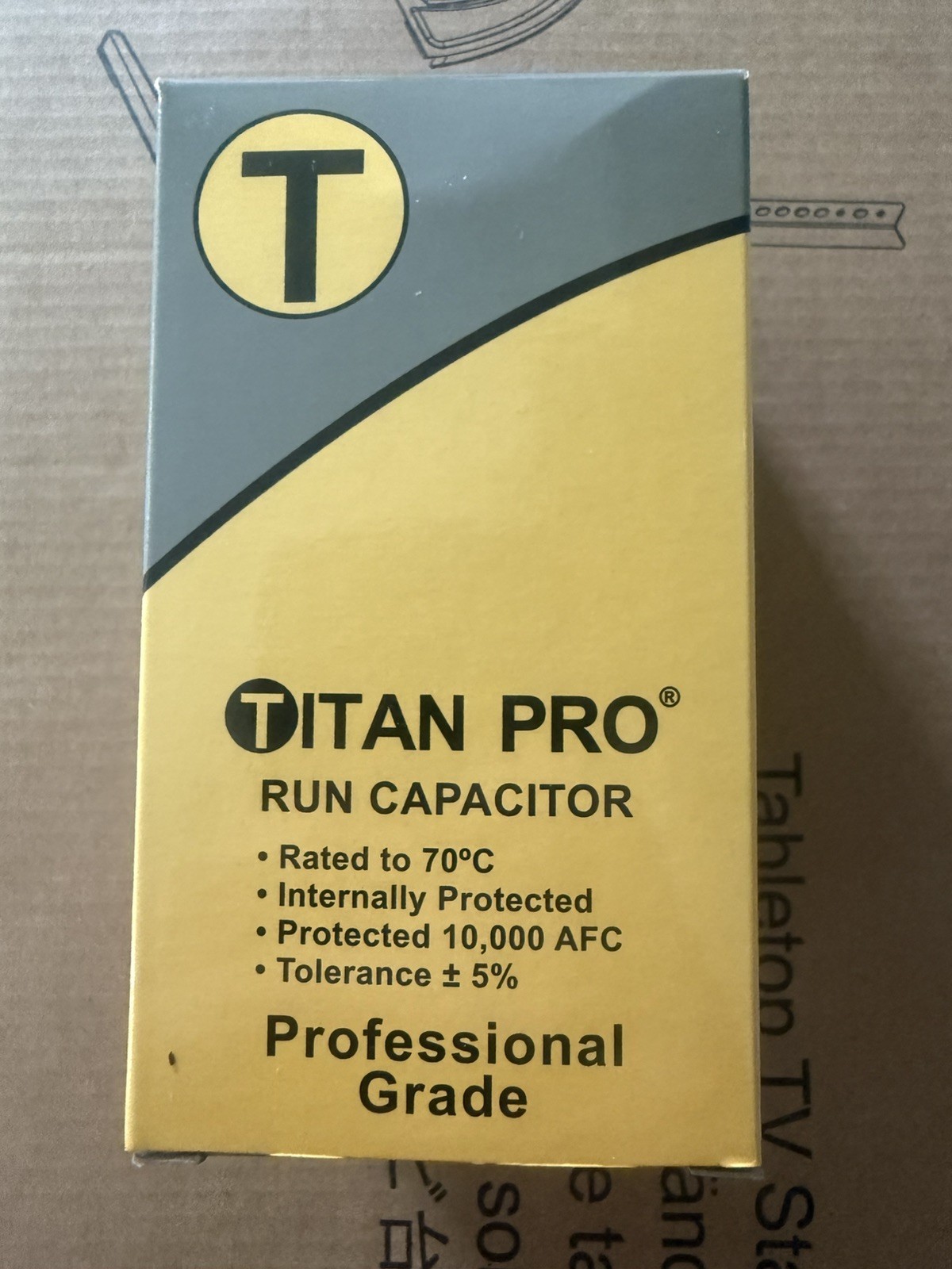Titan Pro Motor Run Capacitor 55+5 µF Round 440/370 VAC TRCFD555