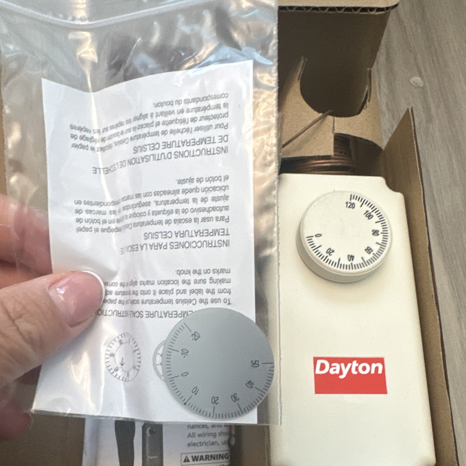 Dayton 2NNR6 Non-Programmable Dial Thermostat, Wall-Mounted, Heat-Off Control
