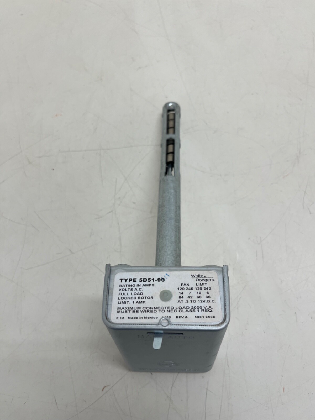 Fan and Limit Control: Fan – Close on Rise/Limit – Open on Rise, SPDT, 100°F_265