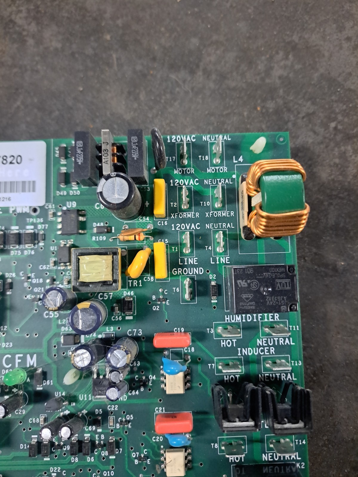 York Luxaire VARIDIGM 507820 Control Circuit Board SCD-1099 VF4-1210