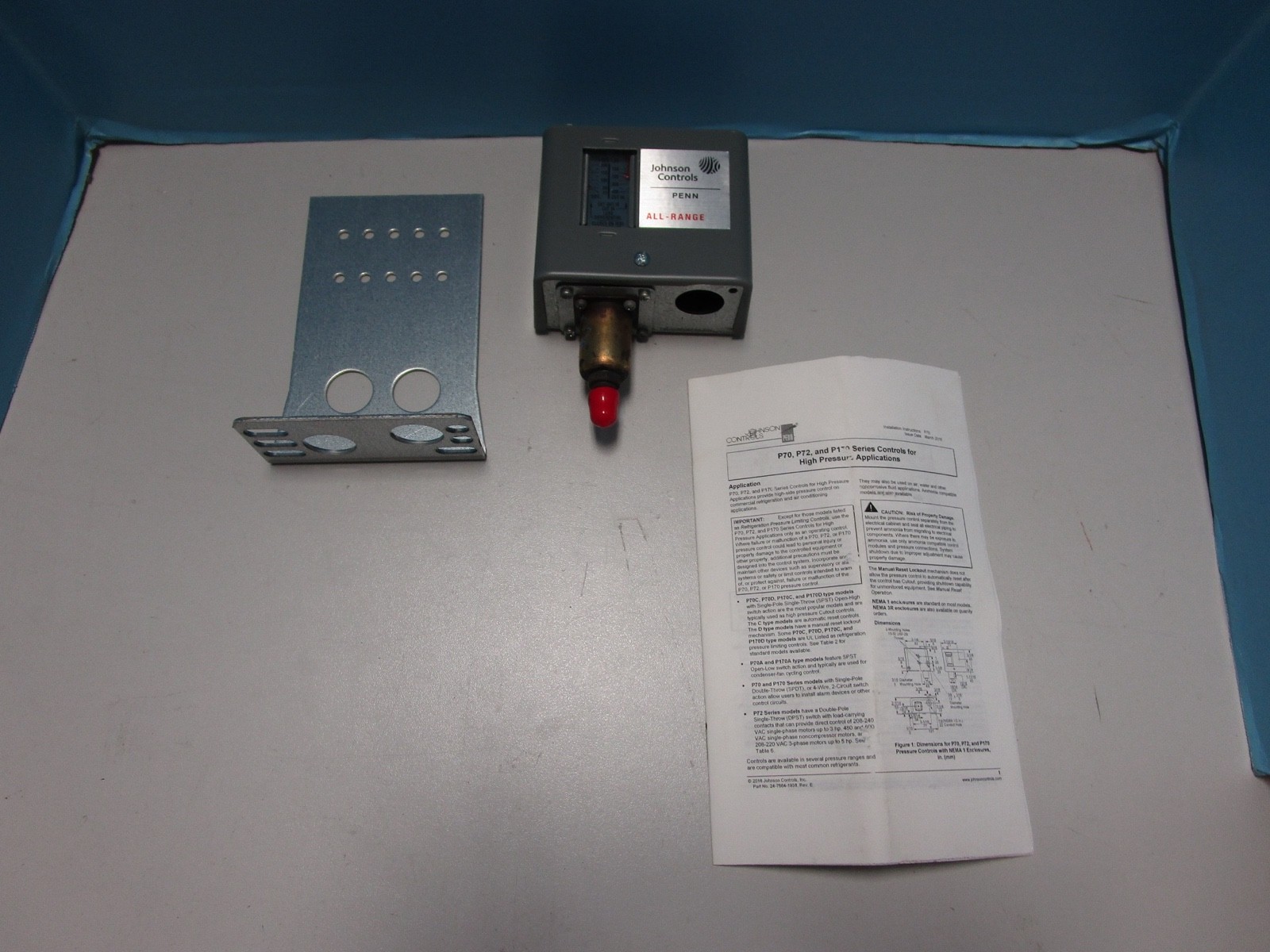 JOHNSON CONTROLS PRESSURE FAN CYCLING CONTROL #P170AA-118D – NEW IN BOX