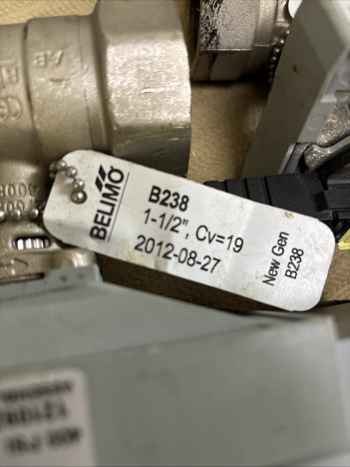 Belimo NRQX24-1 Control Damper Actuator with B238 1 1/2” Ball Valve