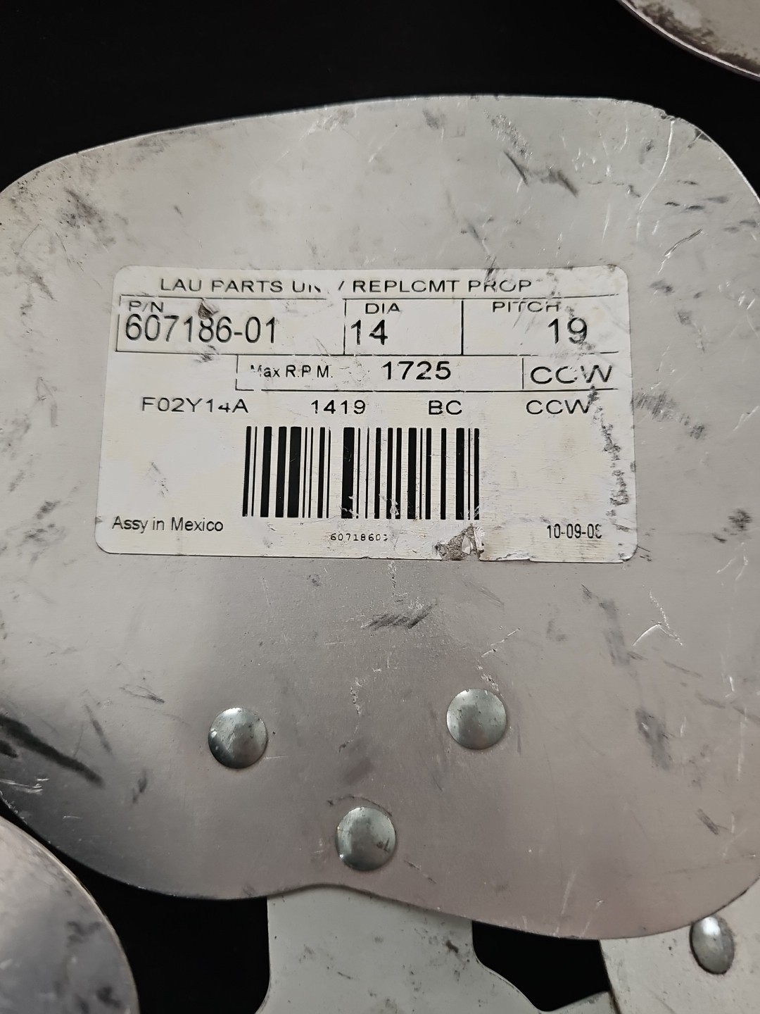 Lau 60-7186-01 heavy-duty condenser fan blade with Interchangeable Hub Lau 3/8