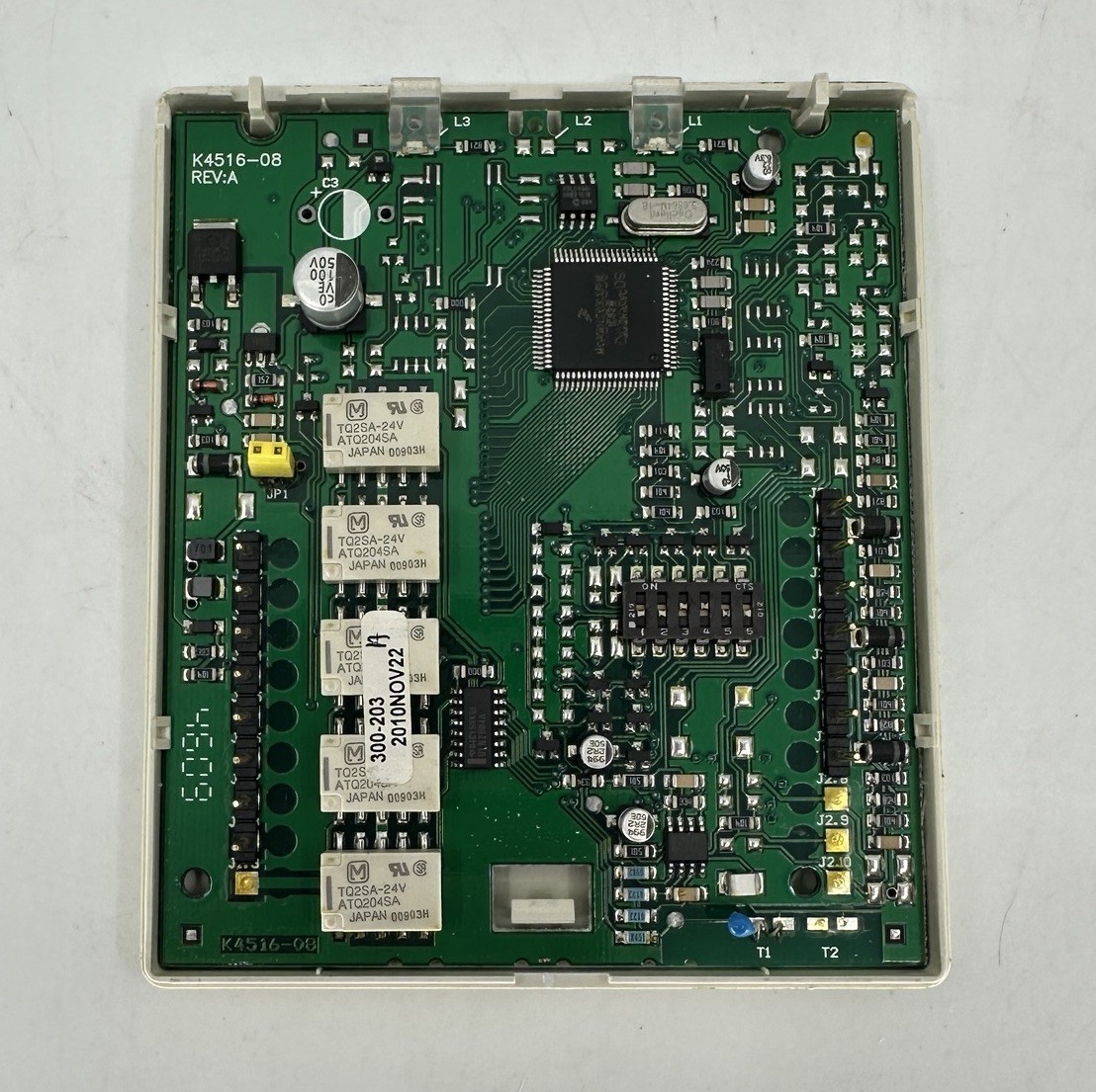 Robertshaw 300-203 Digital Thermostat 24Vac Auto Changeover
