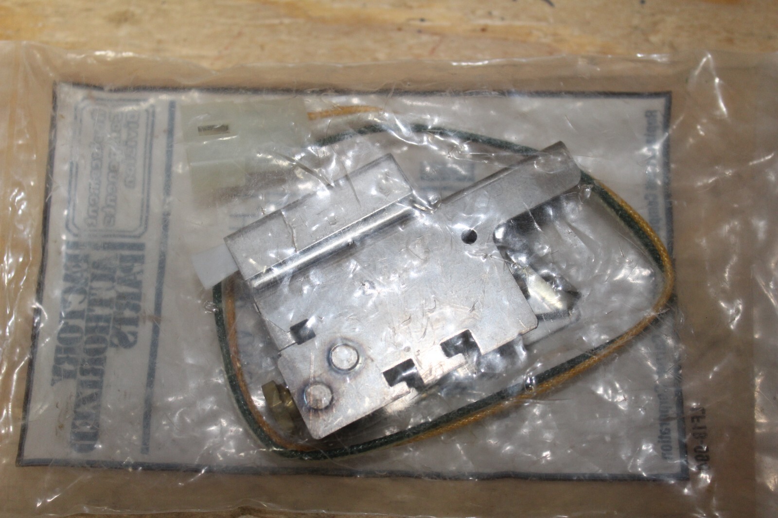 Carrier Pilot Burner #LH680005