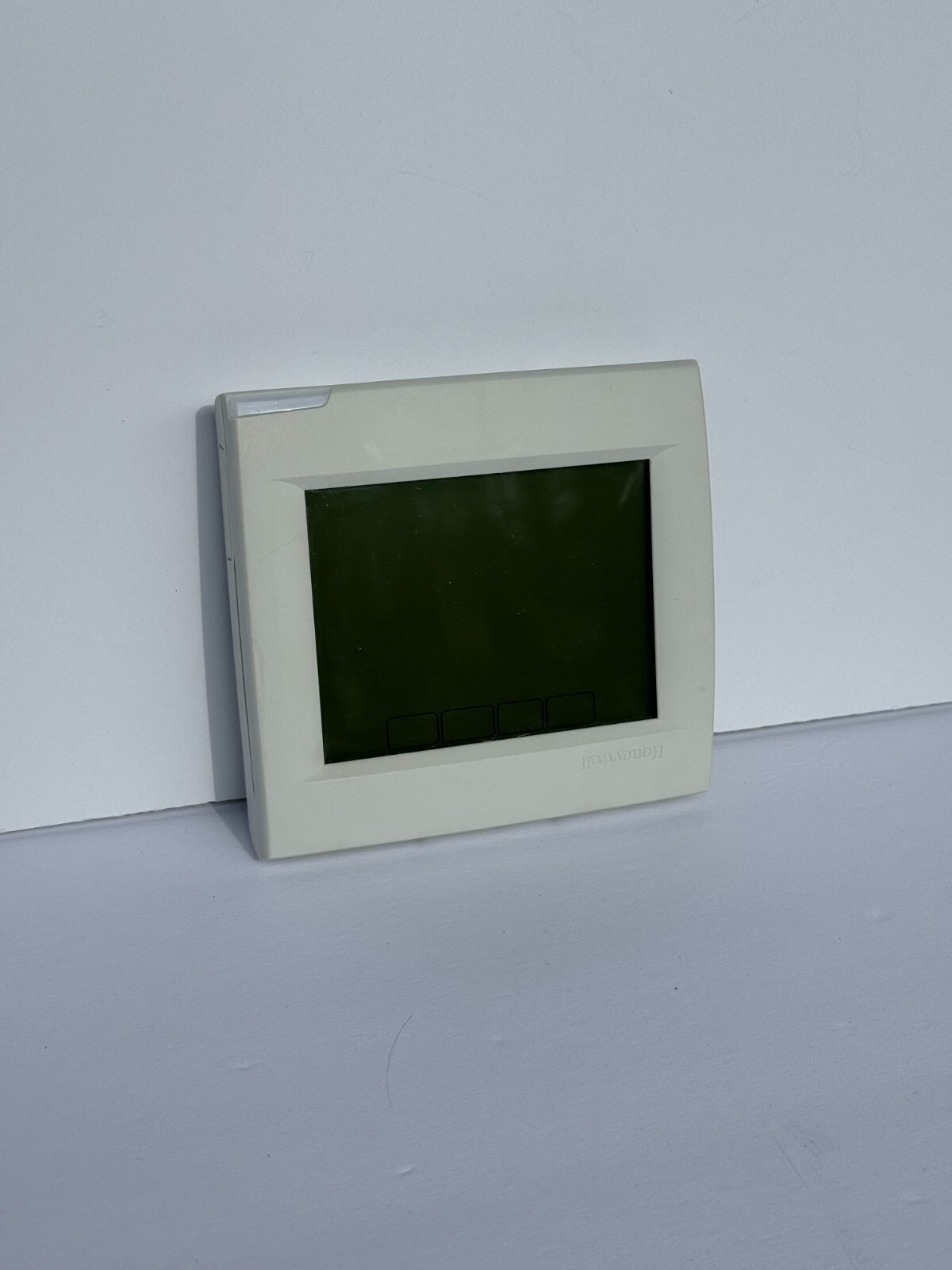 Honeywell TH8320R1003 VisionPro Redlink Thermostat Vision Pro 8000