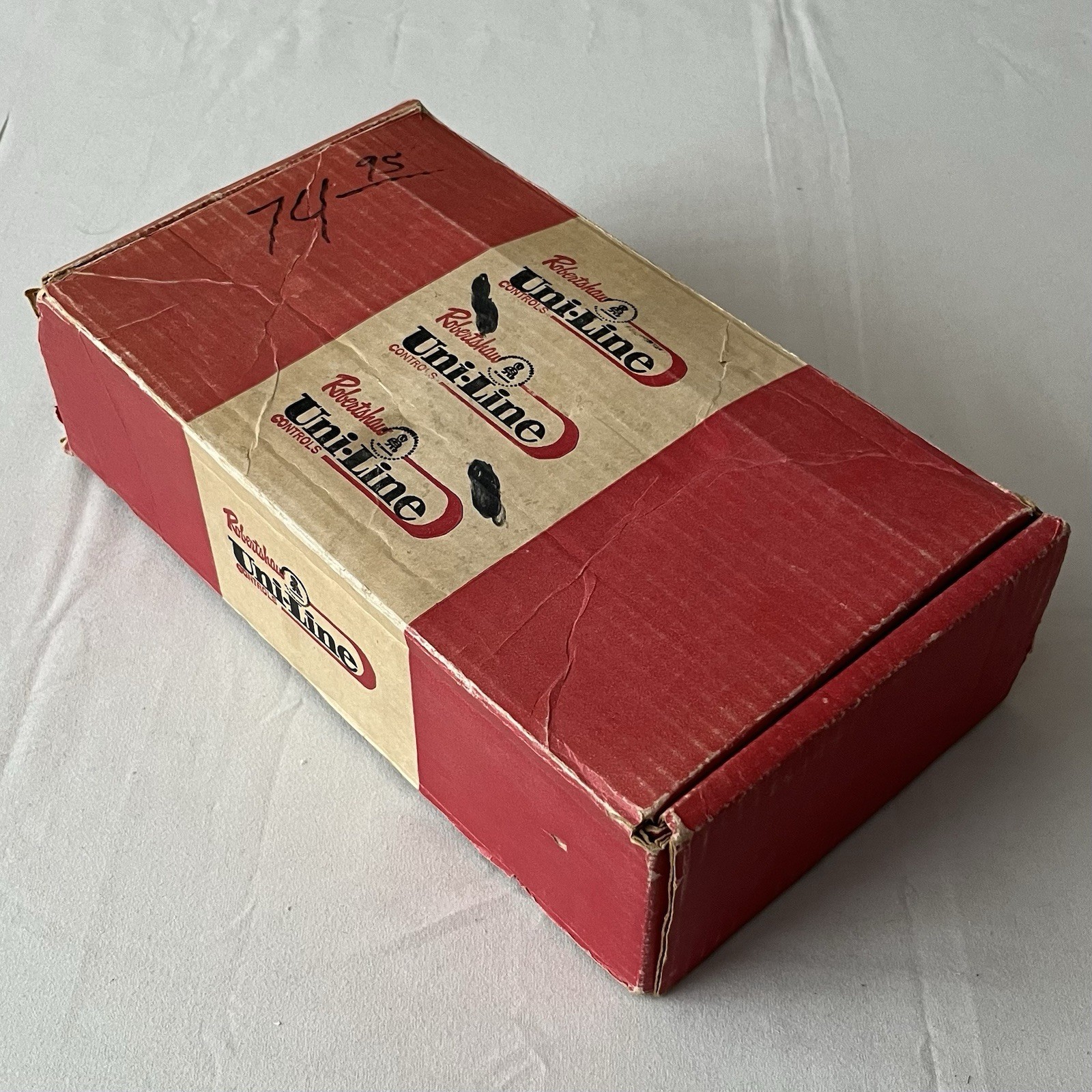 NOS Robertshaw Hydraulic Natural Gas Valve Controls 1/2″ In/Out VH 700 203