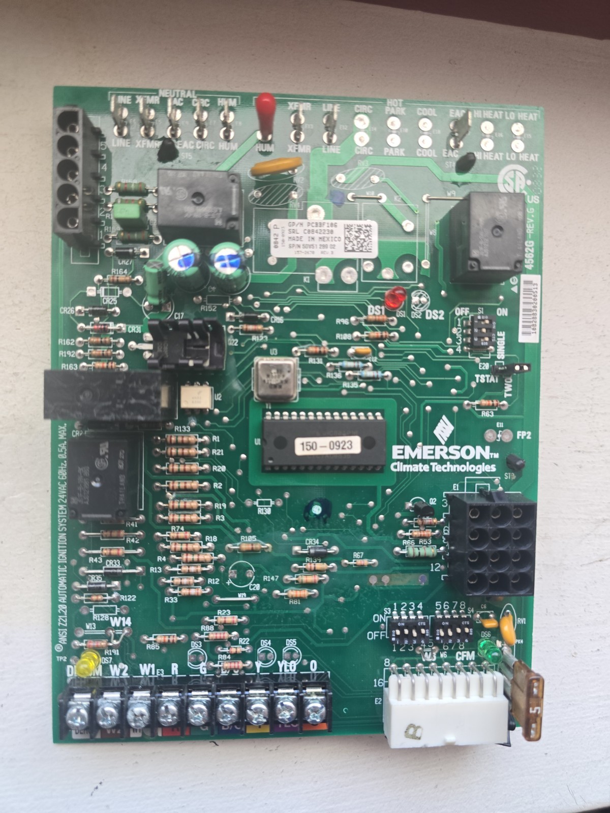 Goodman 50V51-289, PCBBF106 Furnace Control Board Num#556