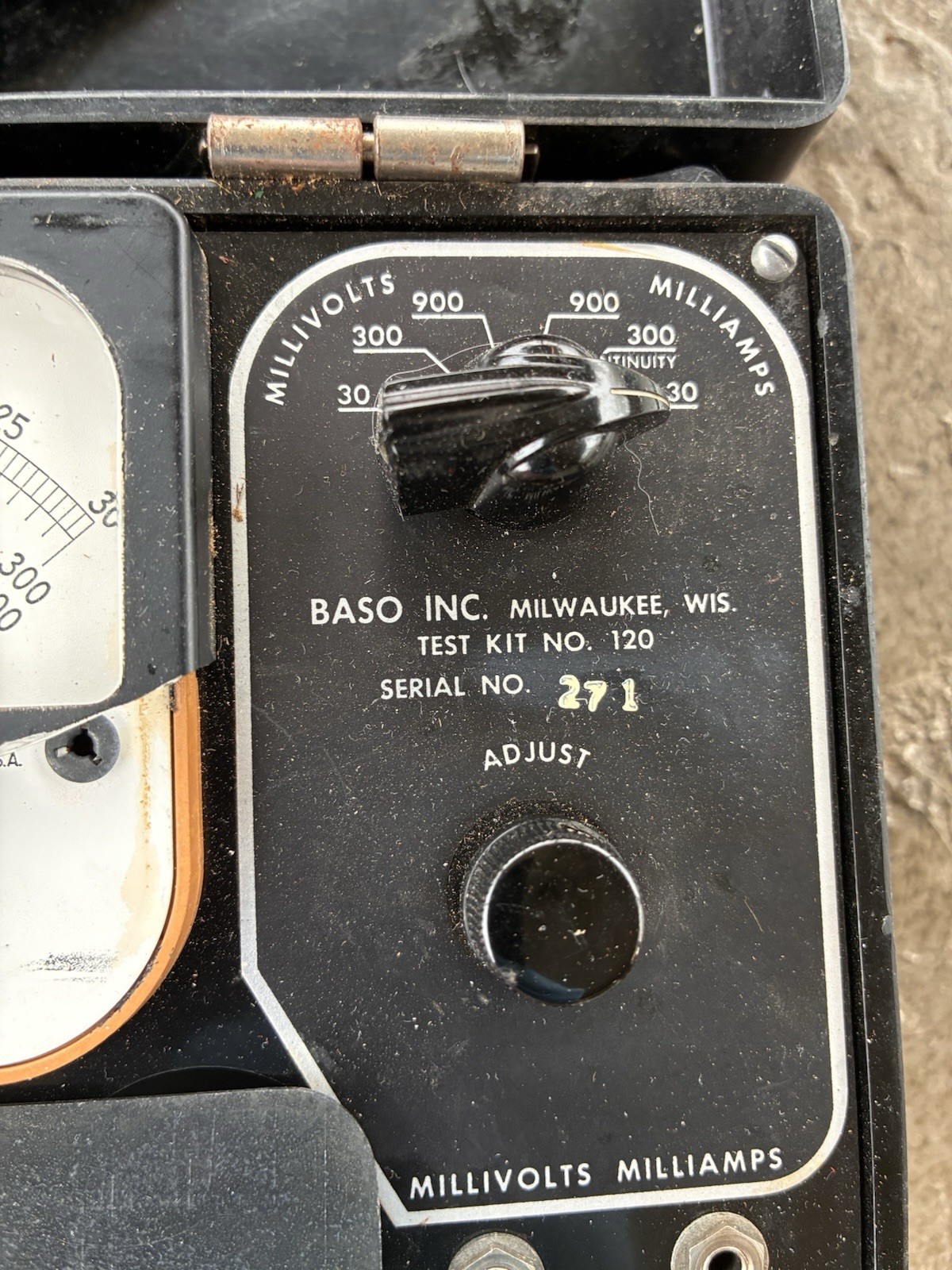 Baso Milwaukee Millivolt/Milliamps Test Kit – Vintage! Serial No. 271