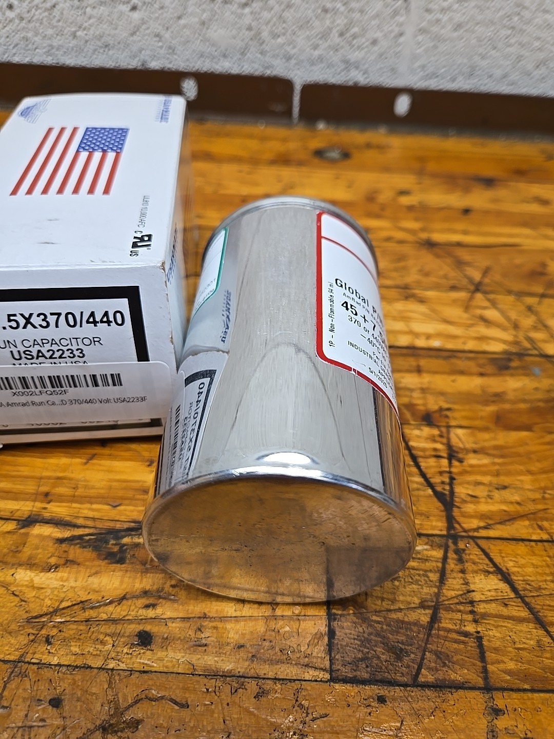 AmRad USA2233 Round Run Capacitor 45+7.5 uF MFD 370 / 440 Volt Made in USA